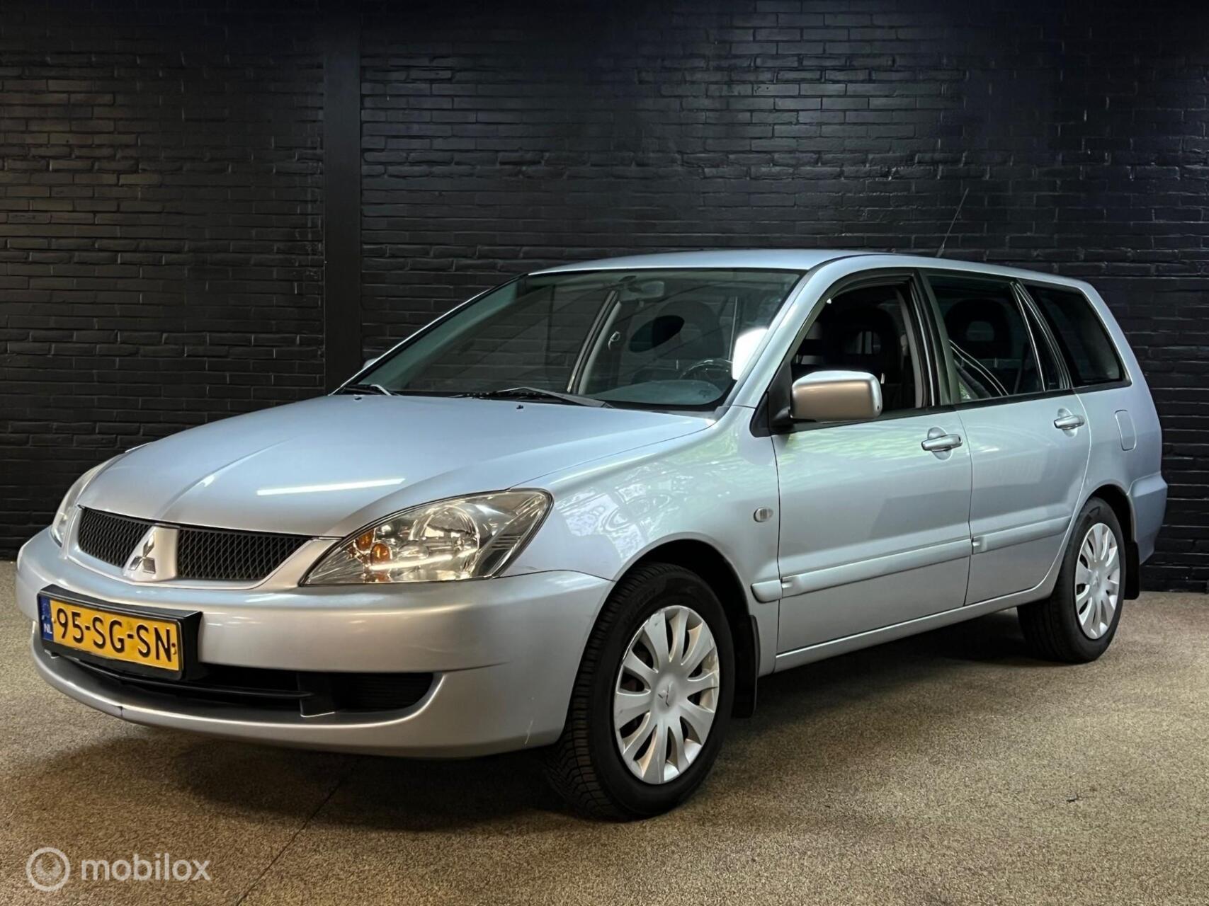 Foto van MITSUBISHI MITSUBISHI LANCER WAGON