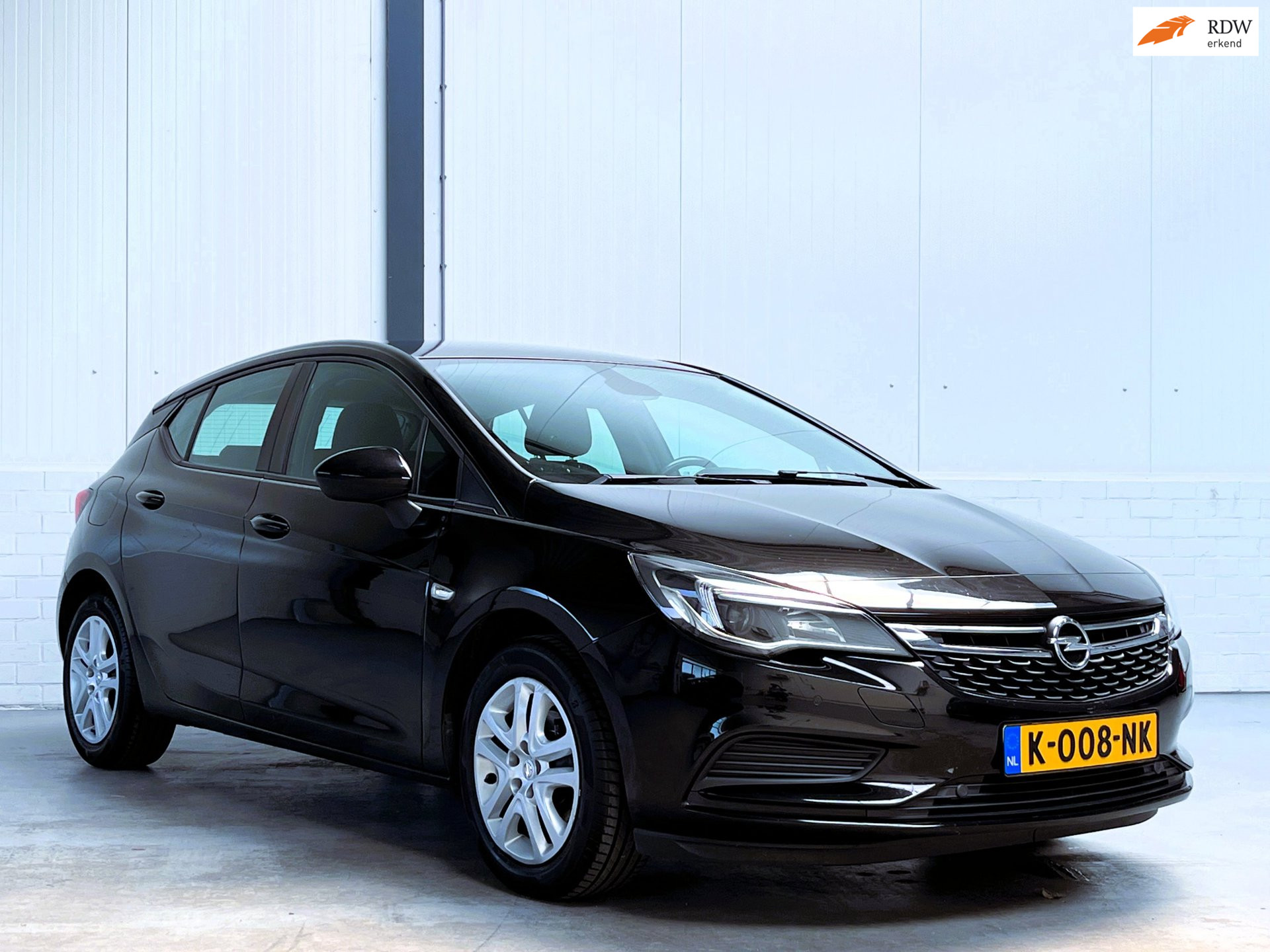 Opel Astra 1.0 Business+ 2016 - voorkant