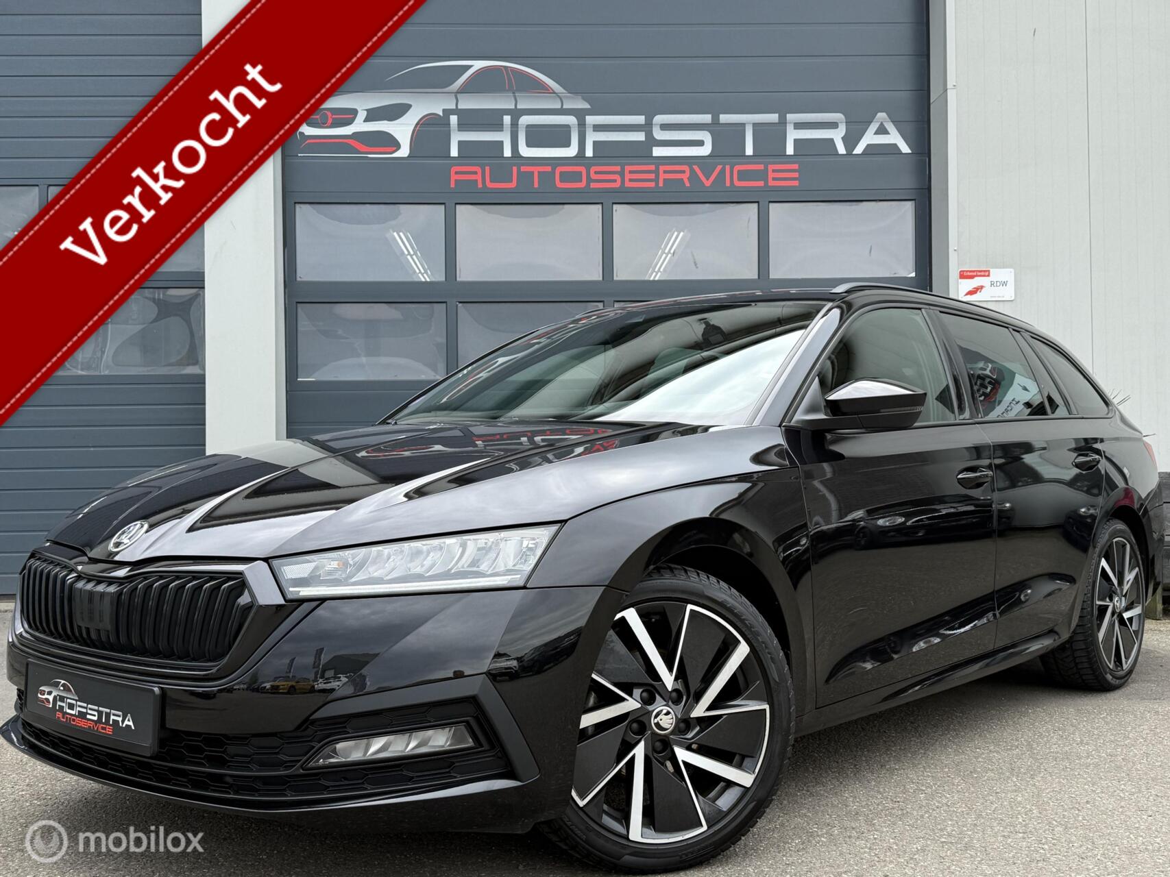 Skoda Octavia 1.0 TSI Sport Business 2021 - voorkant