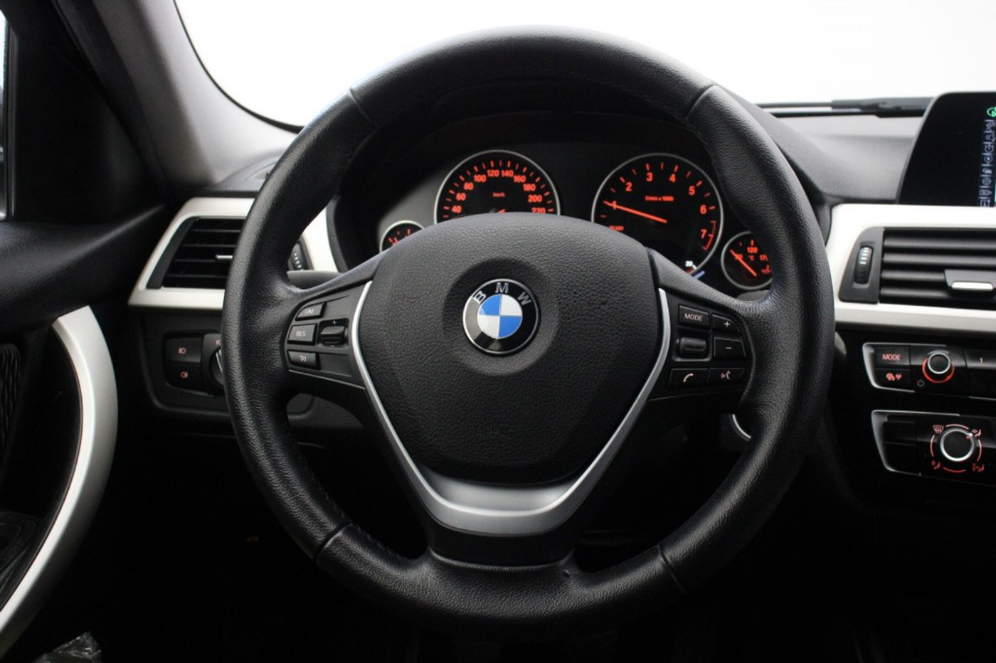 Foto van BMW 318i