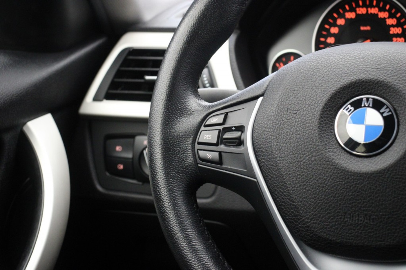 Foto van BMW 318i