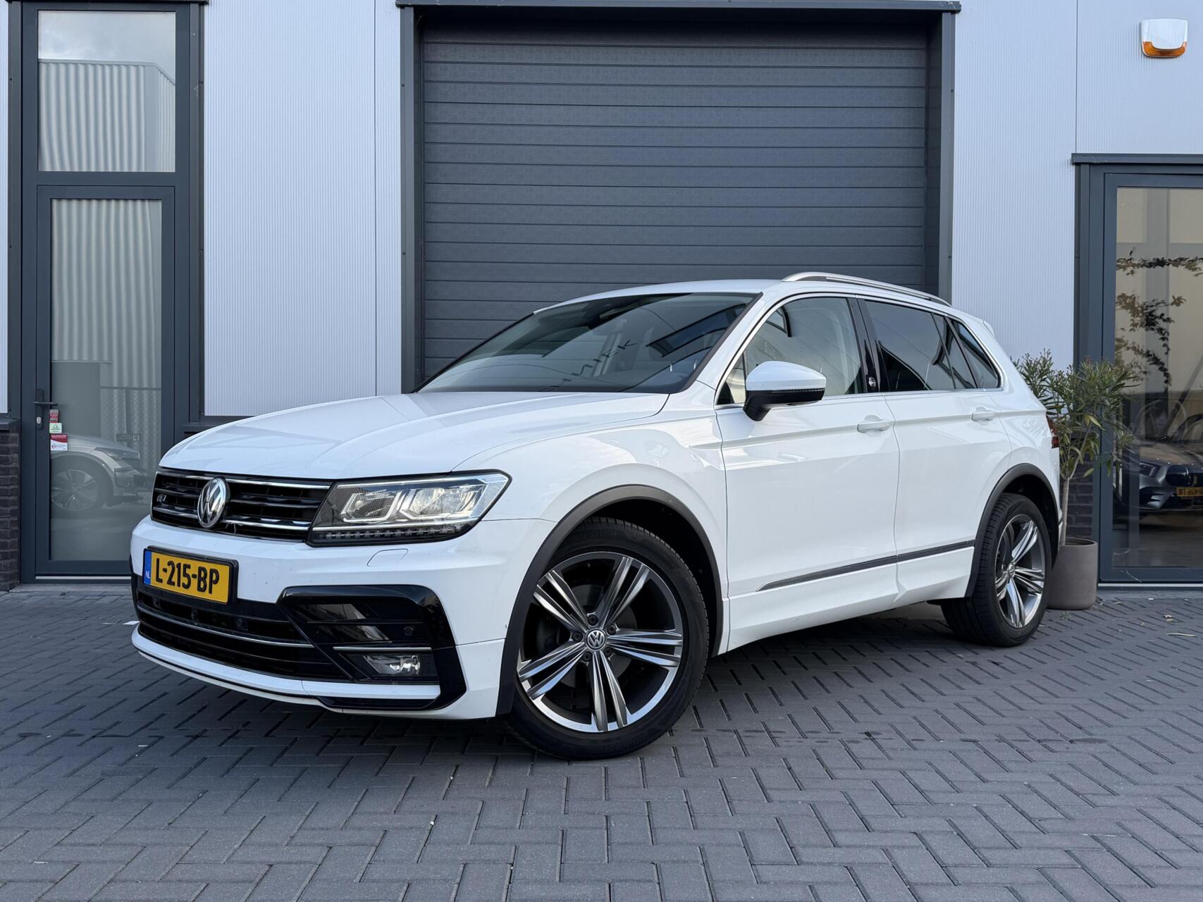 Volkswagen Tiguan 1.4 TSI ACT Comfortline Business R 2017 - voorkant