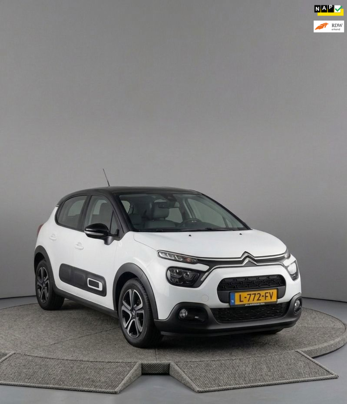 Citroen C3 1.2 PureTech Shine | AIRCO|NAVI|CAMERA|NL| 2021 - voorkant