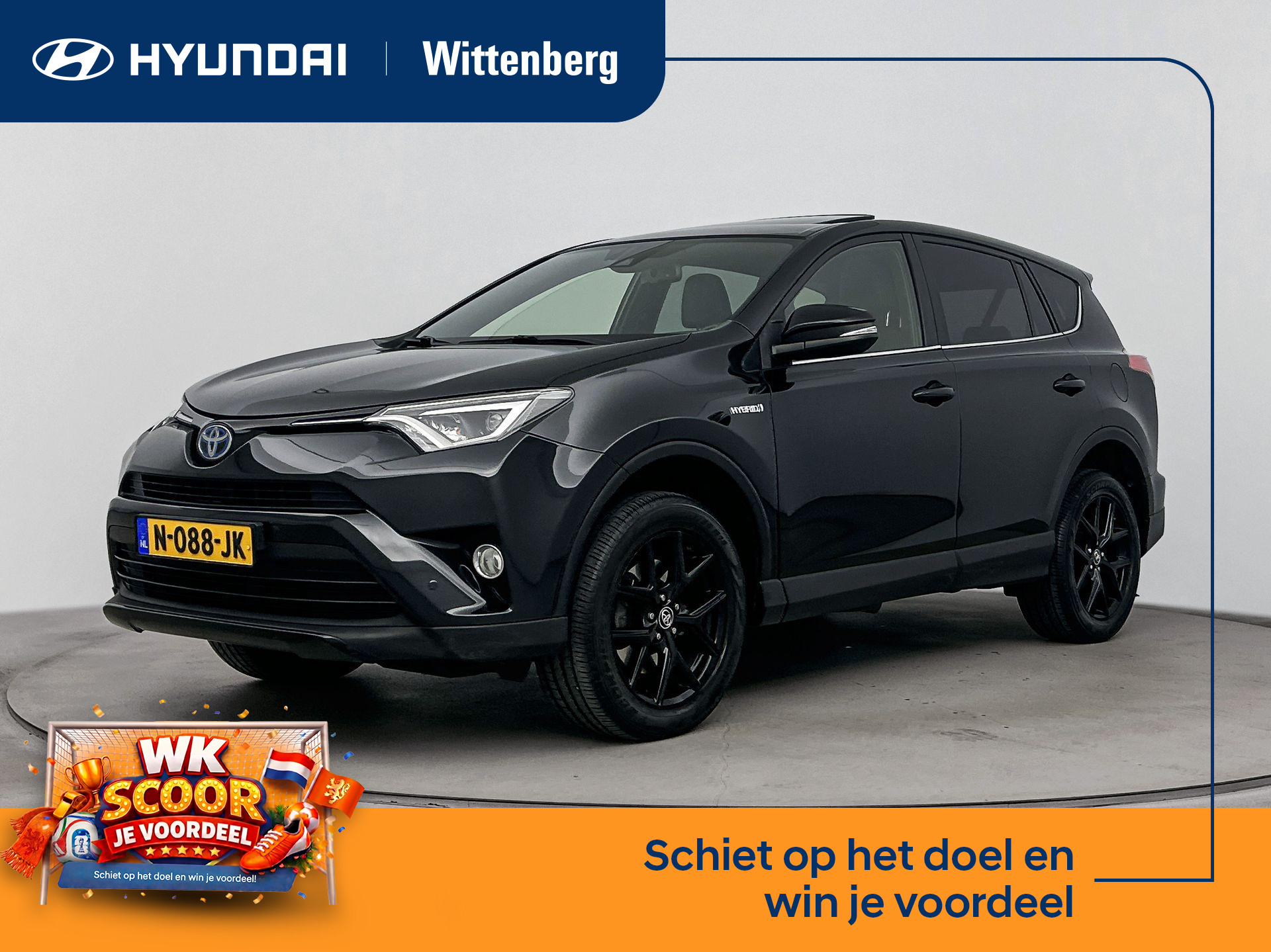 Toyota Toyota Rav4 2.5 Hybrid Black Edition Sun Roof 2017 - voorkant
