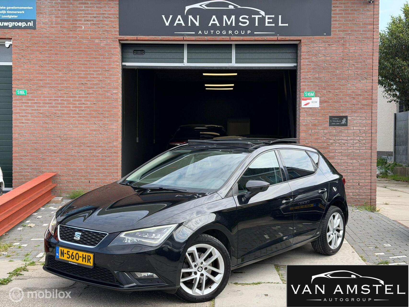 Seat Leon 1.2 TSI - Panoramadak -  Automaat - Apple Carplay 2013 - voorkant