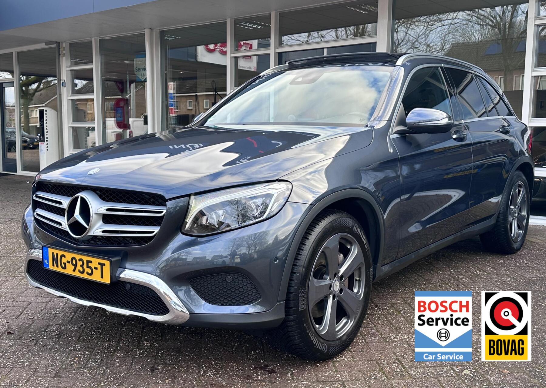 Mercedes-Benz GLC 220 d 4MATIC Led, Leer, Pano, Pdc, LM.. 2016 - voorkant