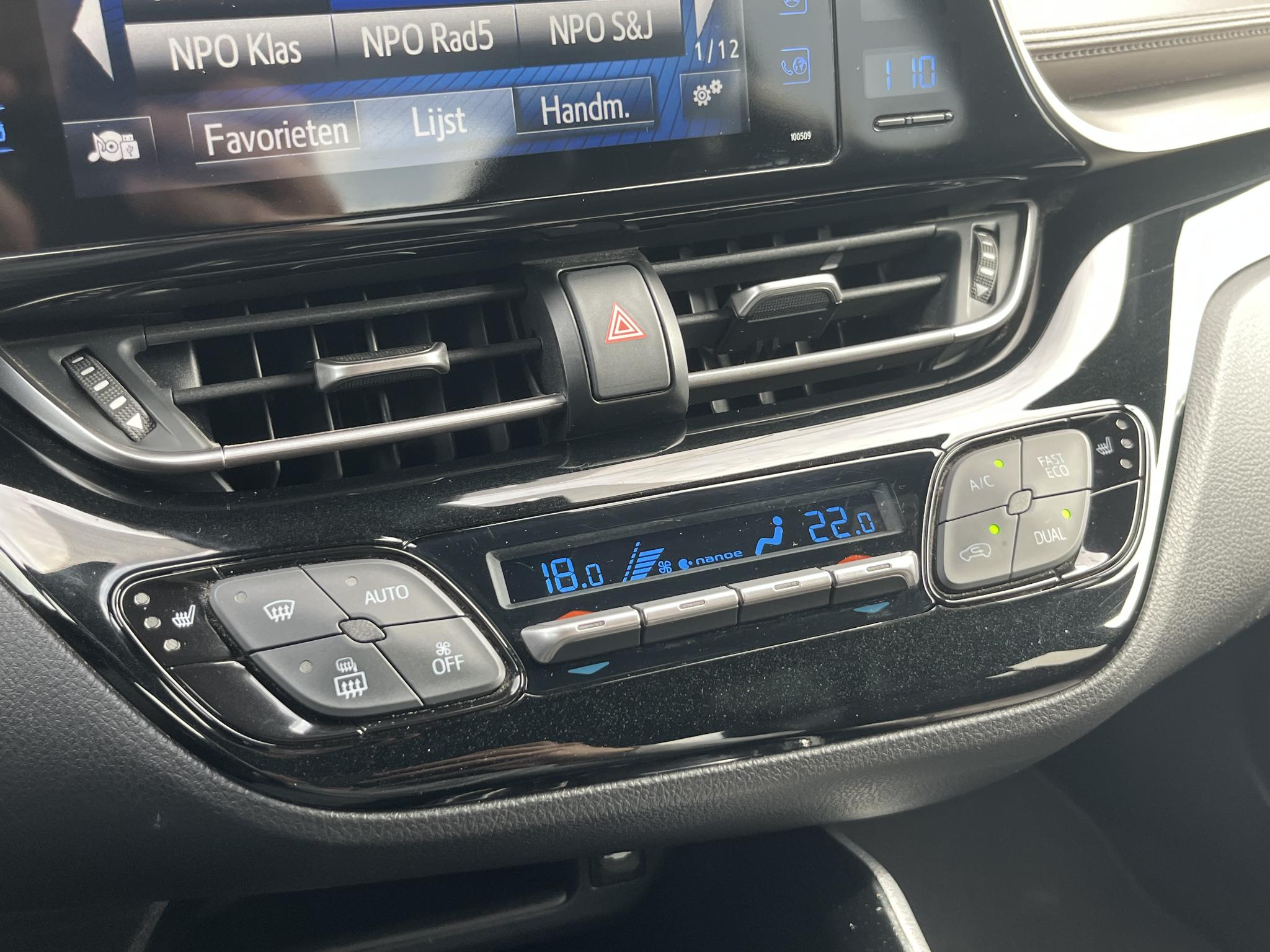Foto van Toyota Toyota C-hr