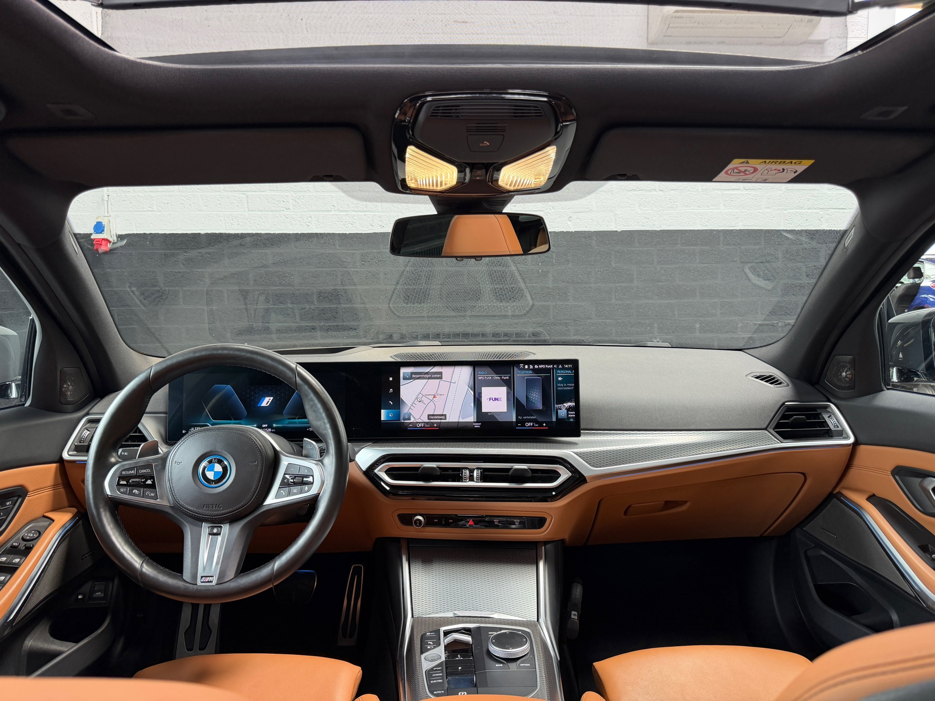 Foto van BMW 330e