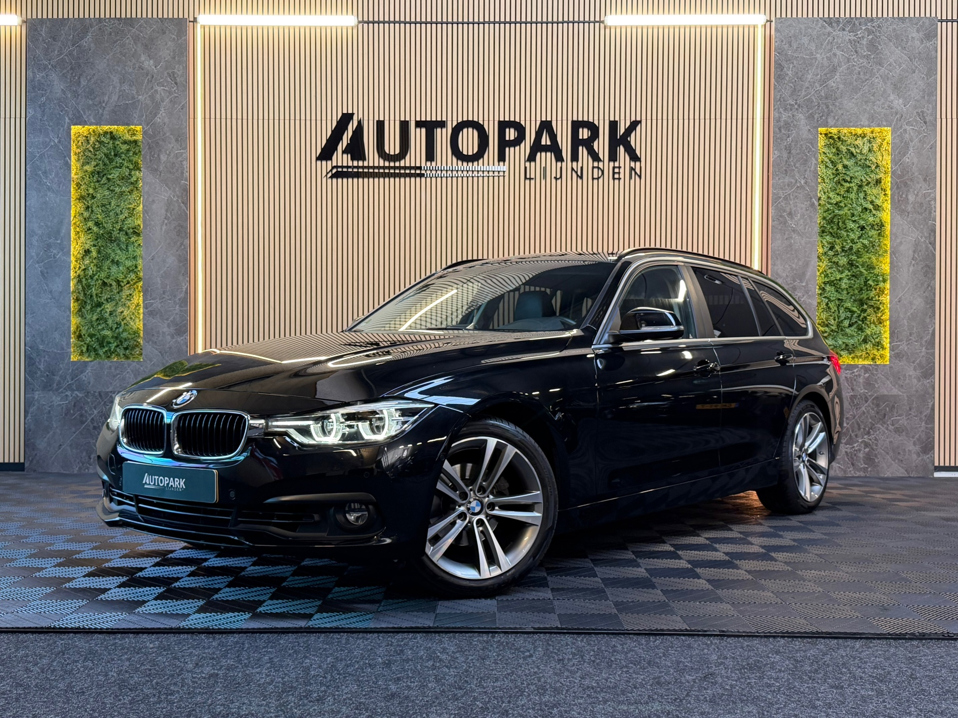Foto van BMW 320I