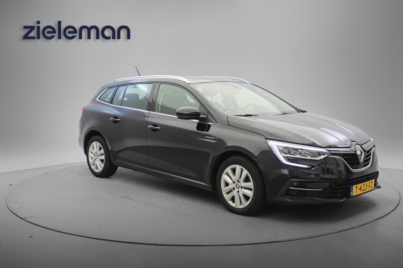 Renault Mégane Estate 1.3 TCe 140 PK Equilibre - Carplay, Digitaal Cockpit, Clima, Cruise 2023 - voorkant