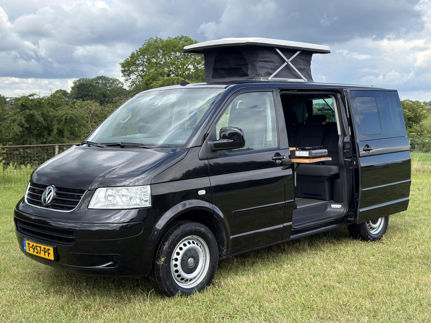 Foto van VOLKSWAGEN MULTIVAN