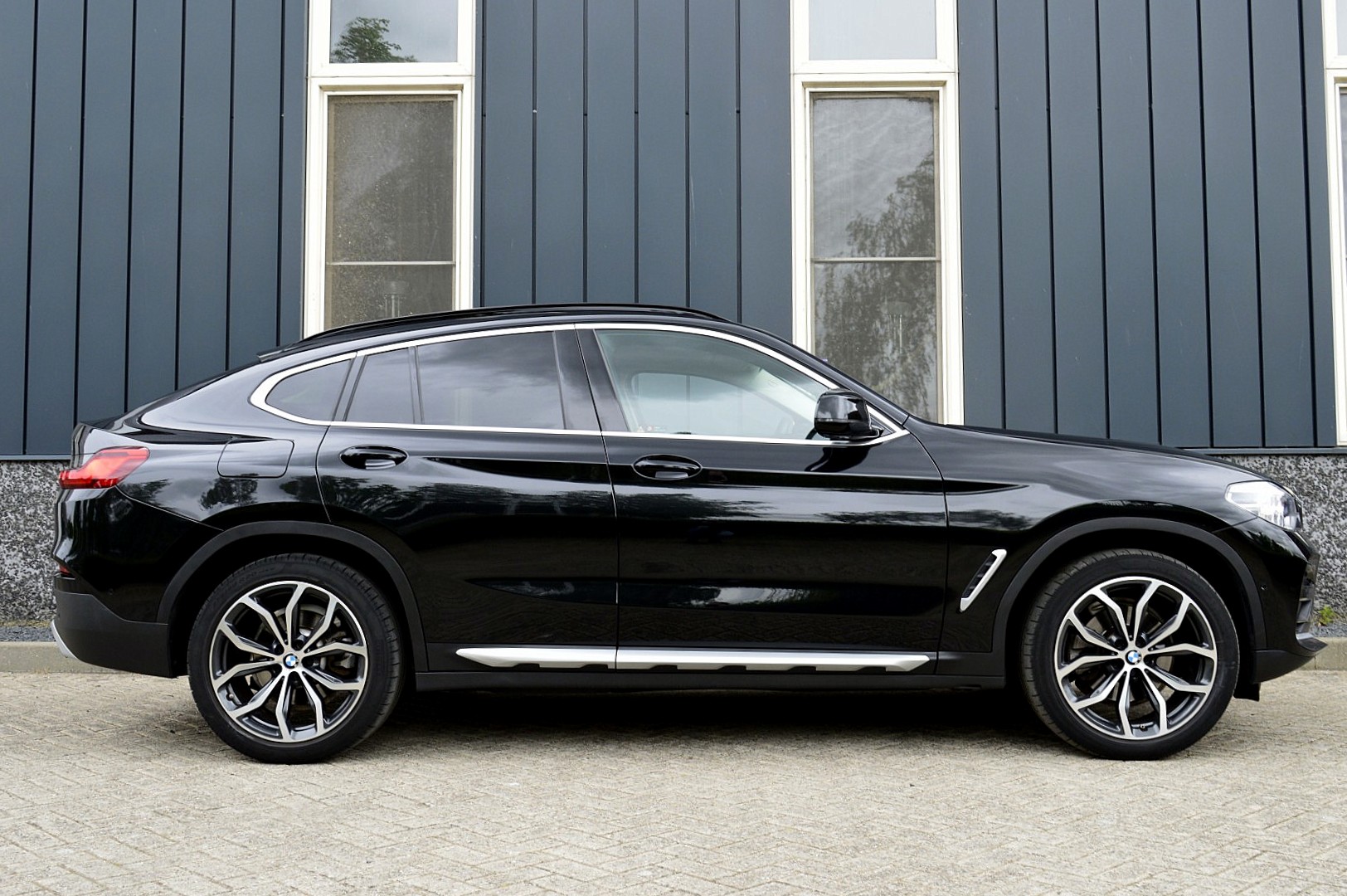 Foto van BMW X4 Xdrive20i