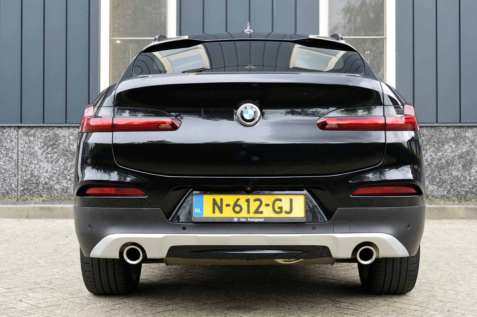 Foto van BMW X4 Xdrive20i