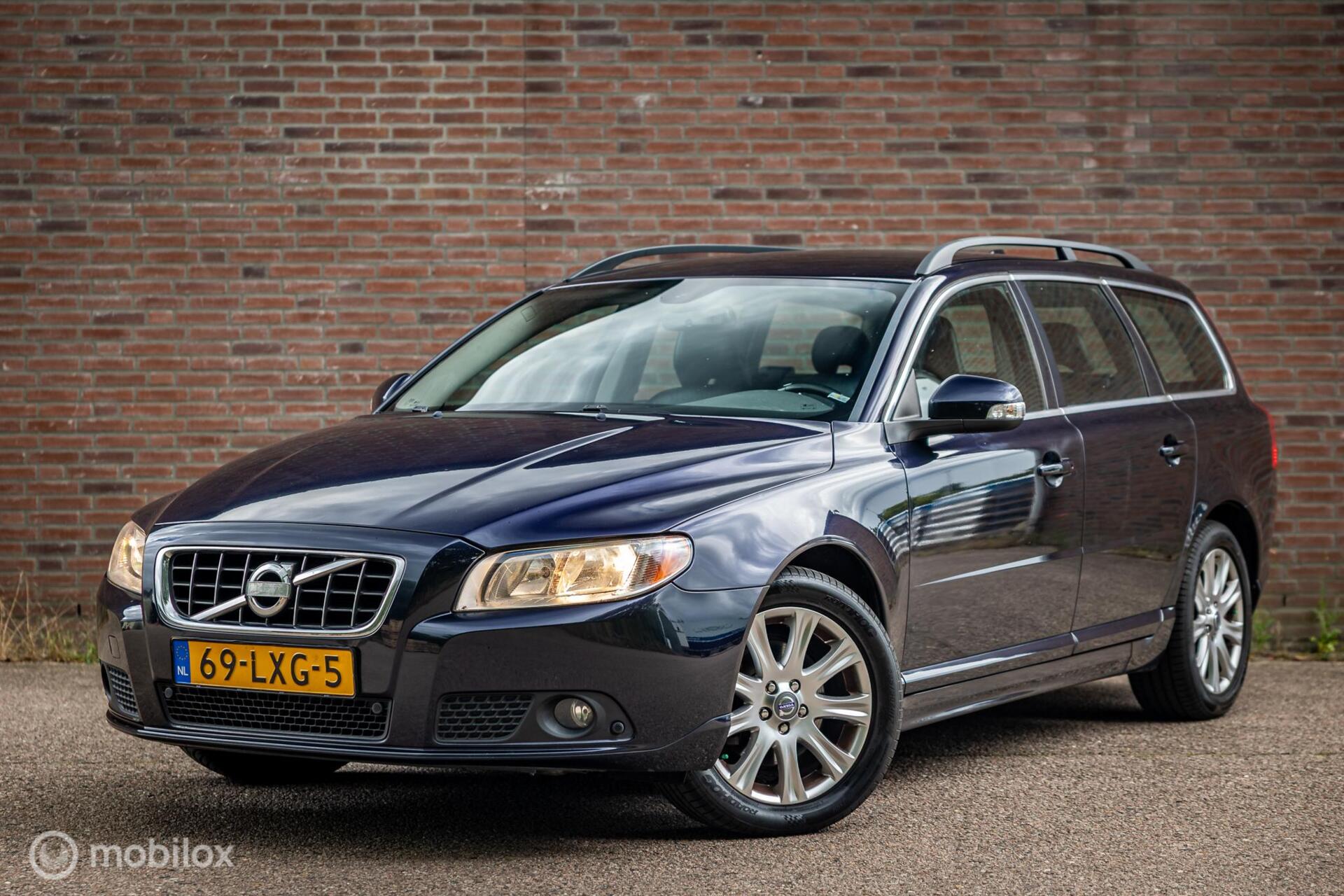 Volvo V70 2.4D Limited Edition |Automaat |Leer |Trekhaak 2010 - voorkant