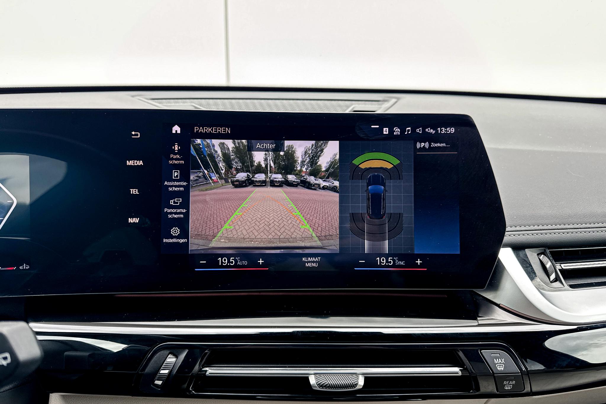 Foto van BMW X1 Sdrive18i