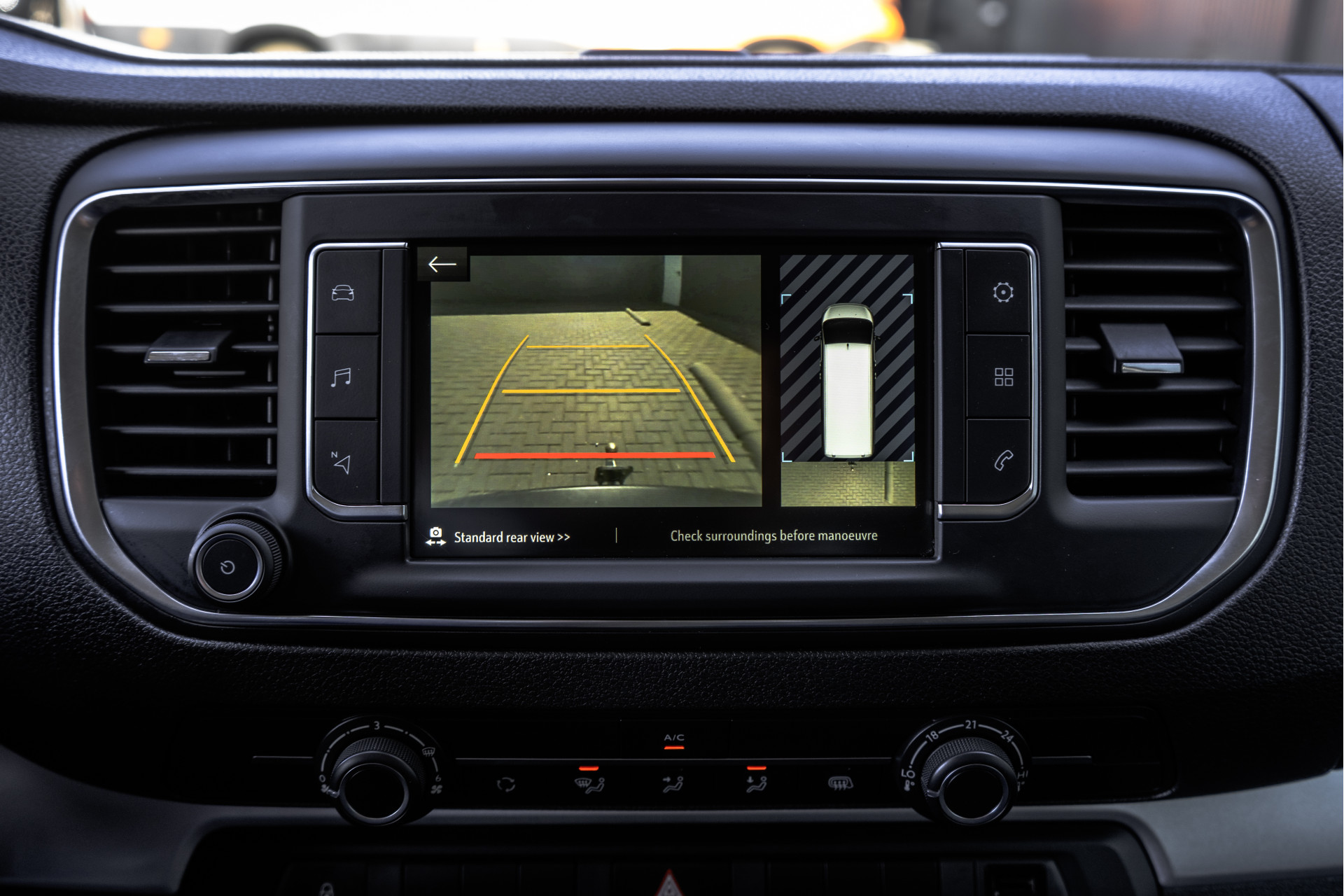 Foto van Opel Vivaro