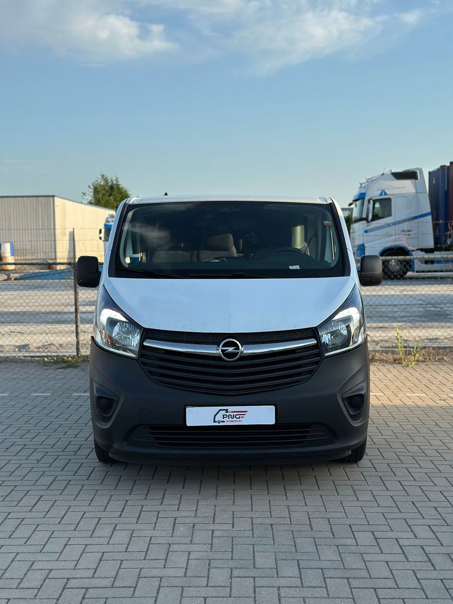Foto van Opel Vivaro