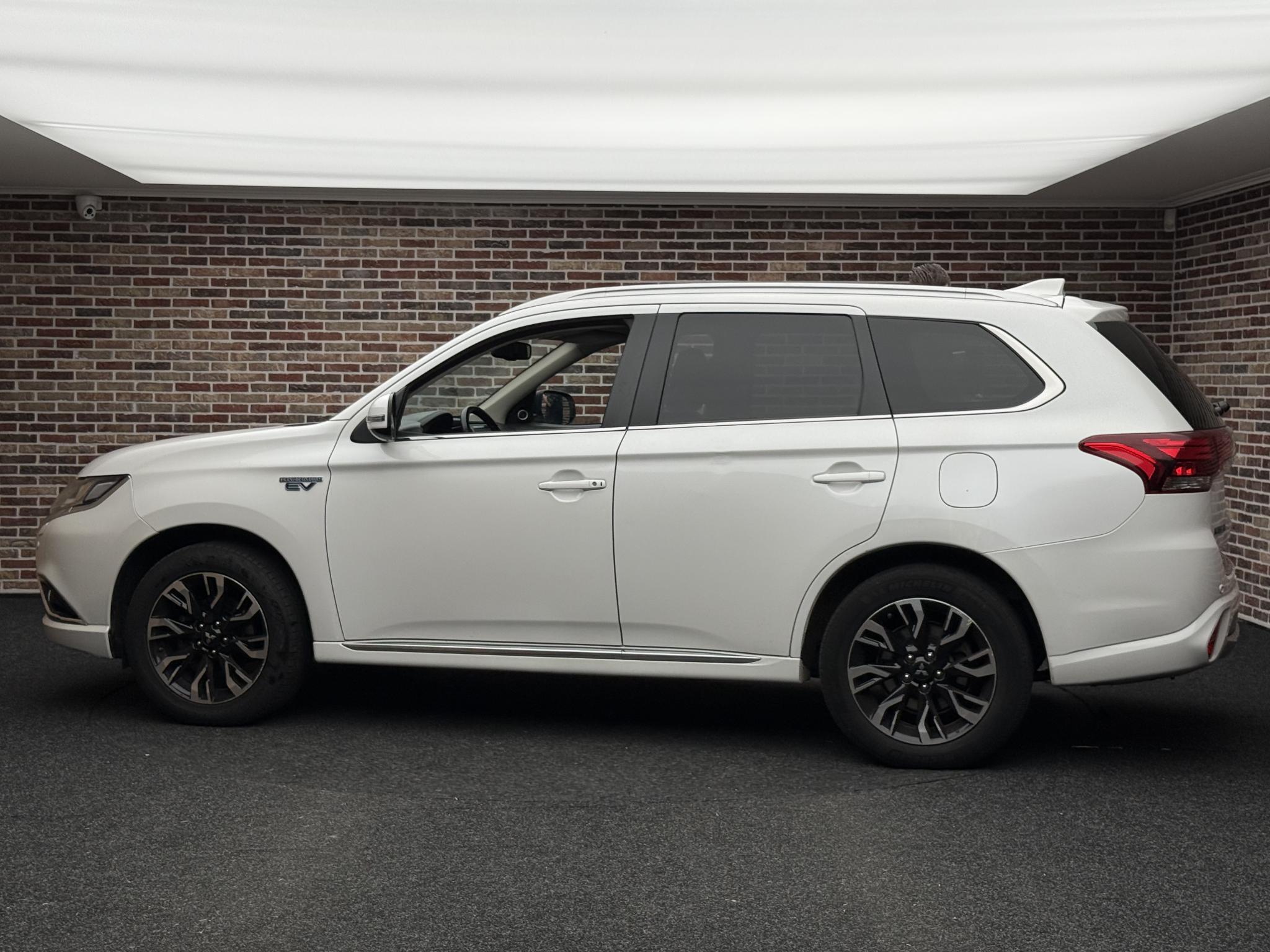 Foto van Mitsubishi Mitsubishi Outlander