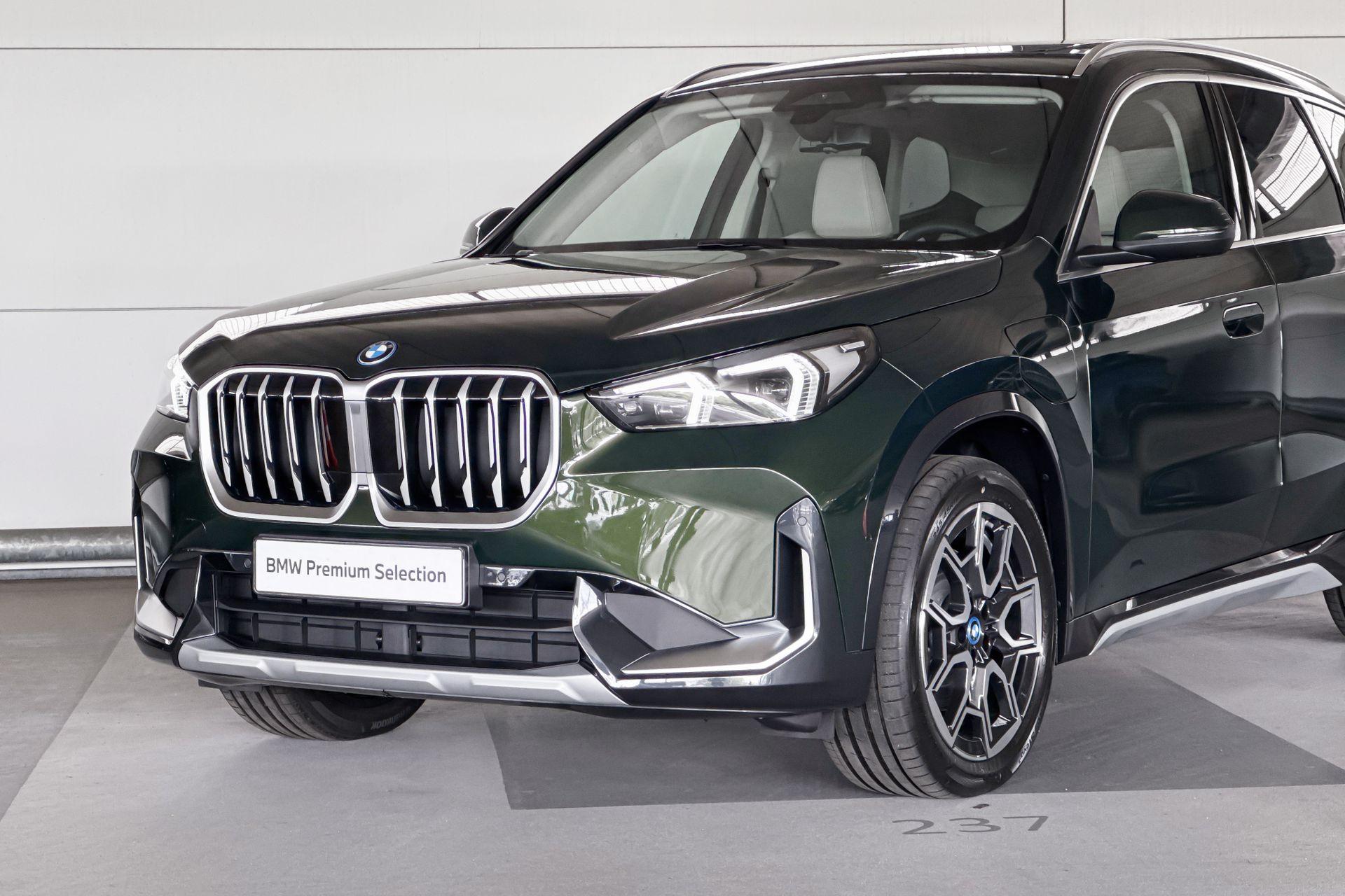 Foto van BMW X1 Xdrive25e