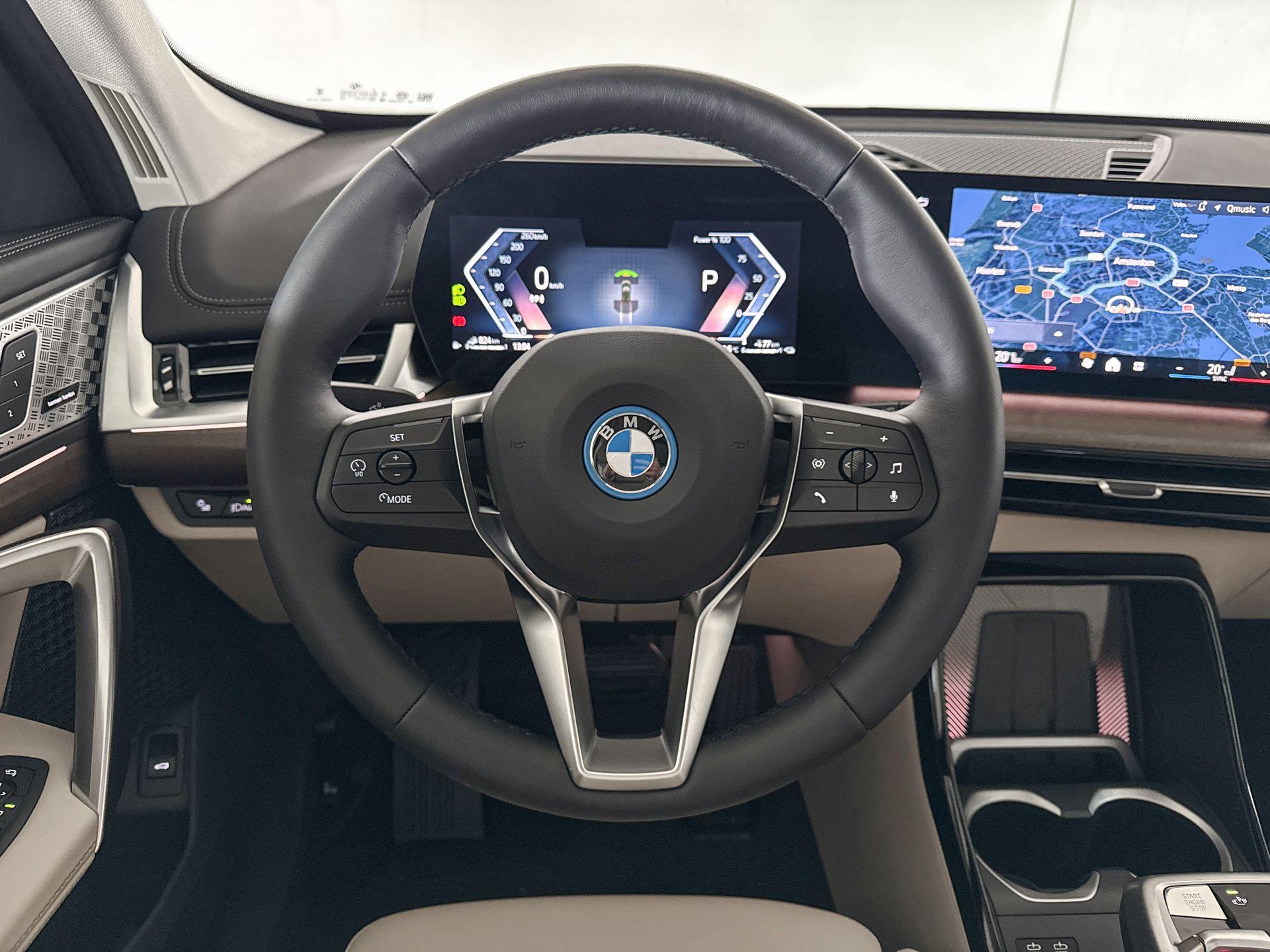 Foto van BMW X1 Xdrive25e