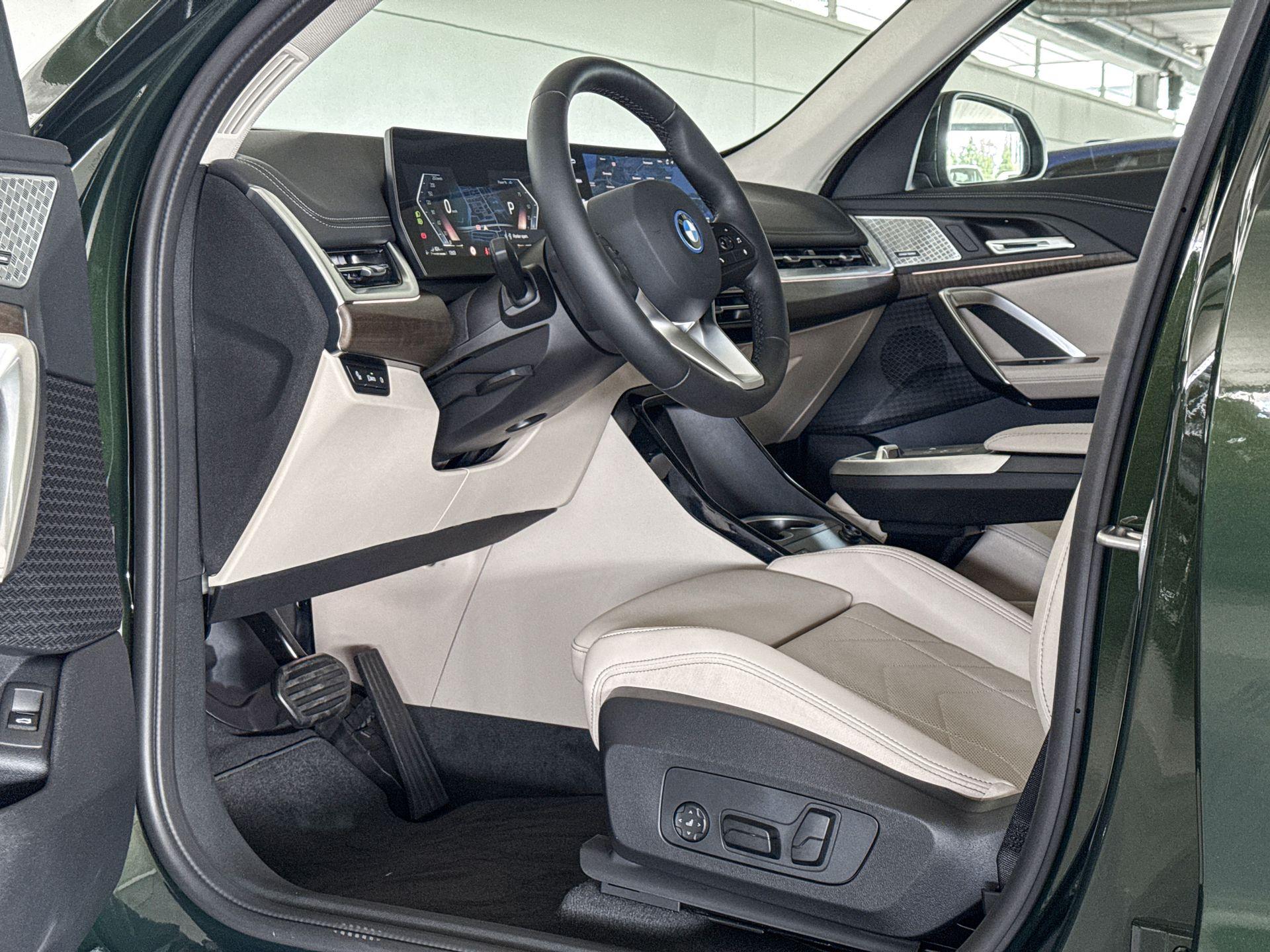 Foto van BMW X1 Xdrive25e