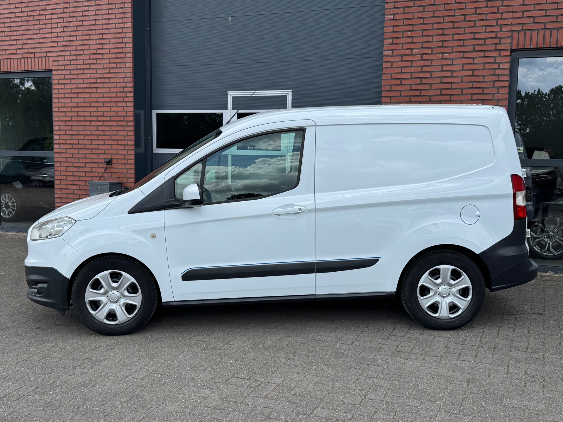 Foto van Ford Transit Courier