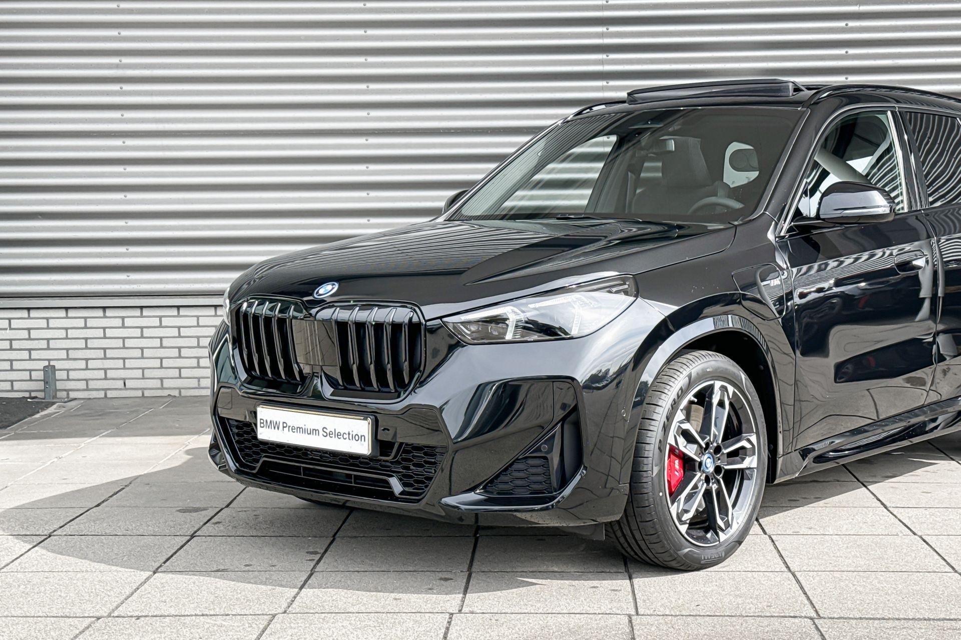 Foto van BMW X1 Xdrive25e