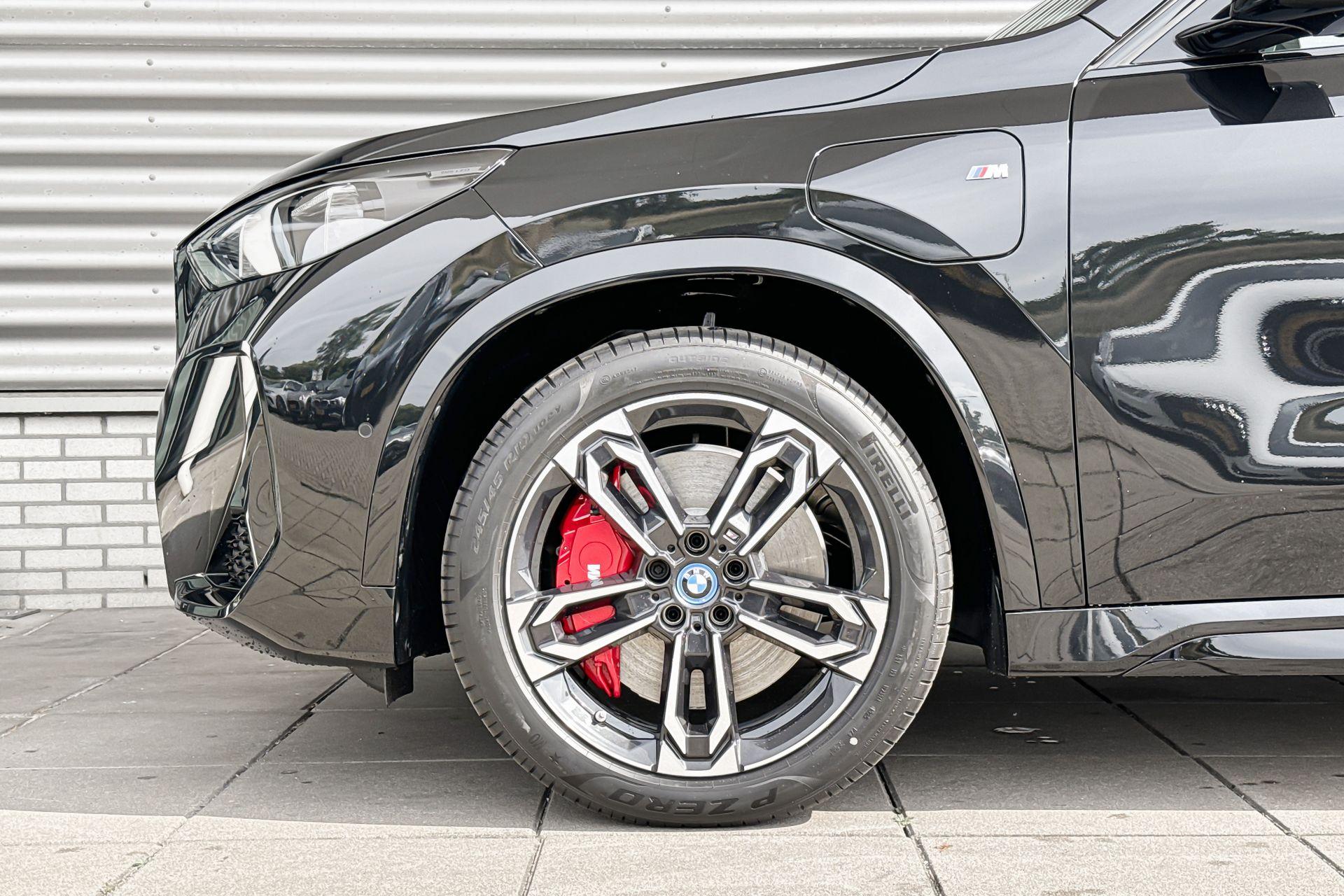 Foto van BMW X1 Xdrive25e