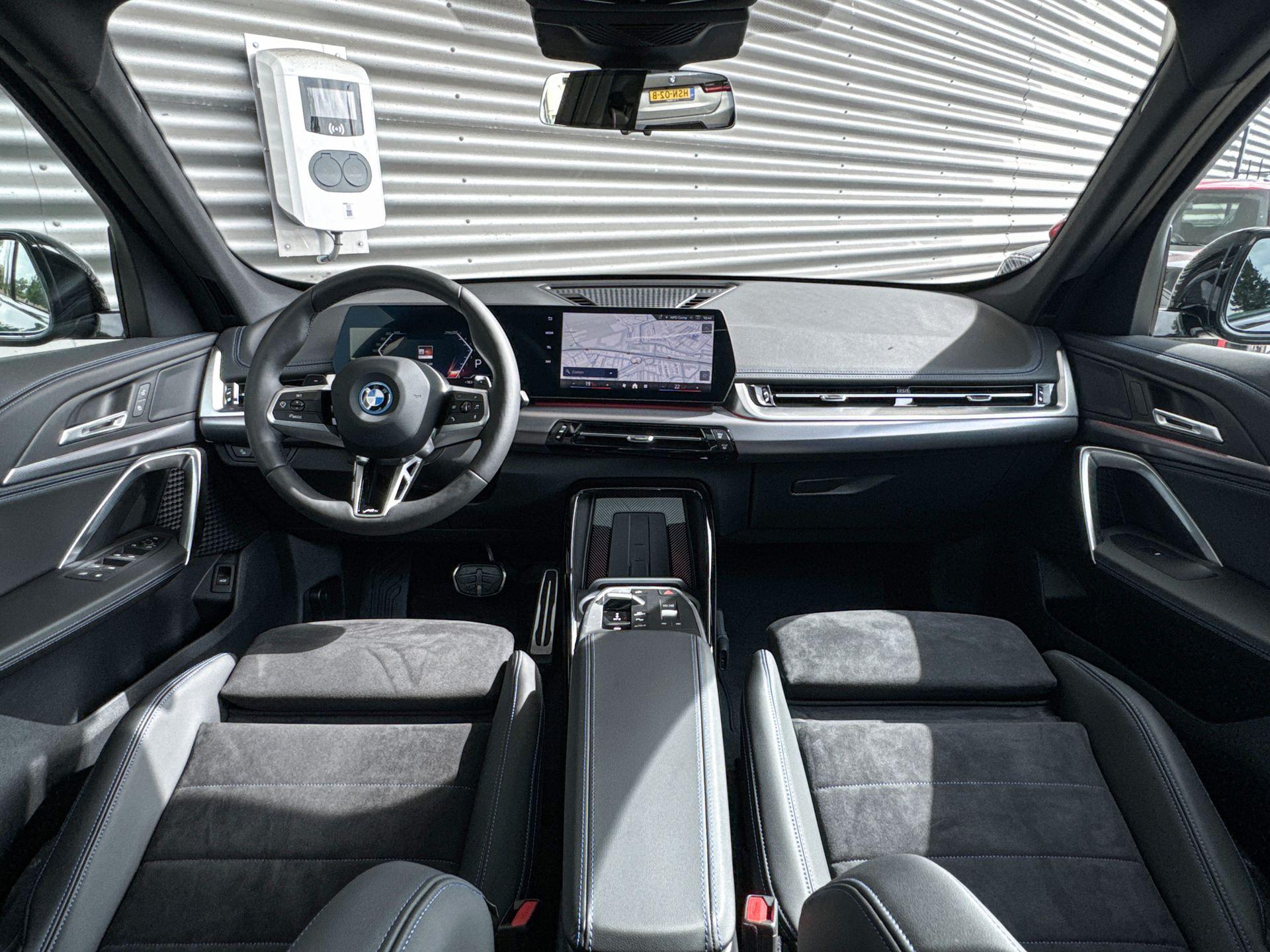 Foto van BMW X1 Xdrive25e
