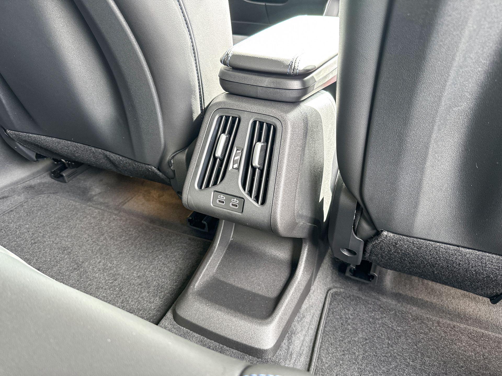 Foto van BMW X1 Xdrive25e