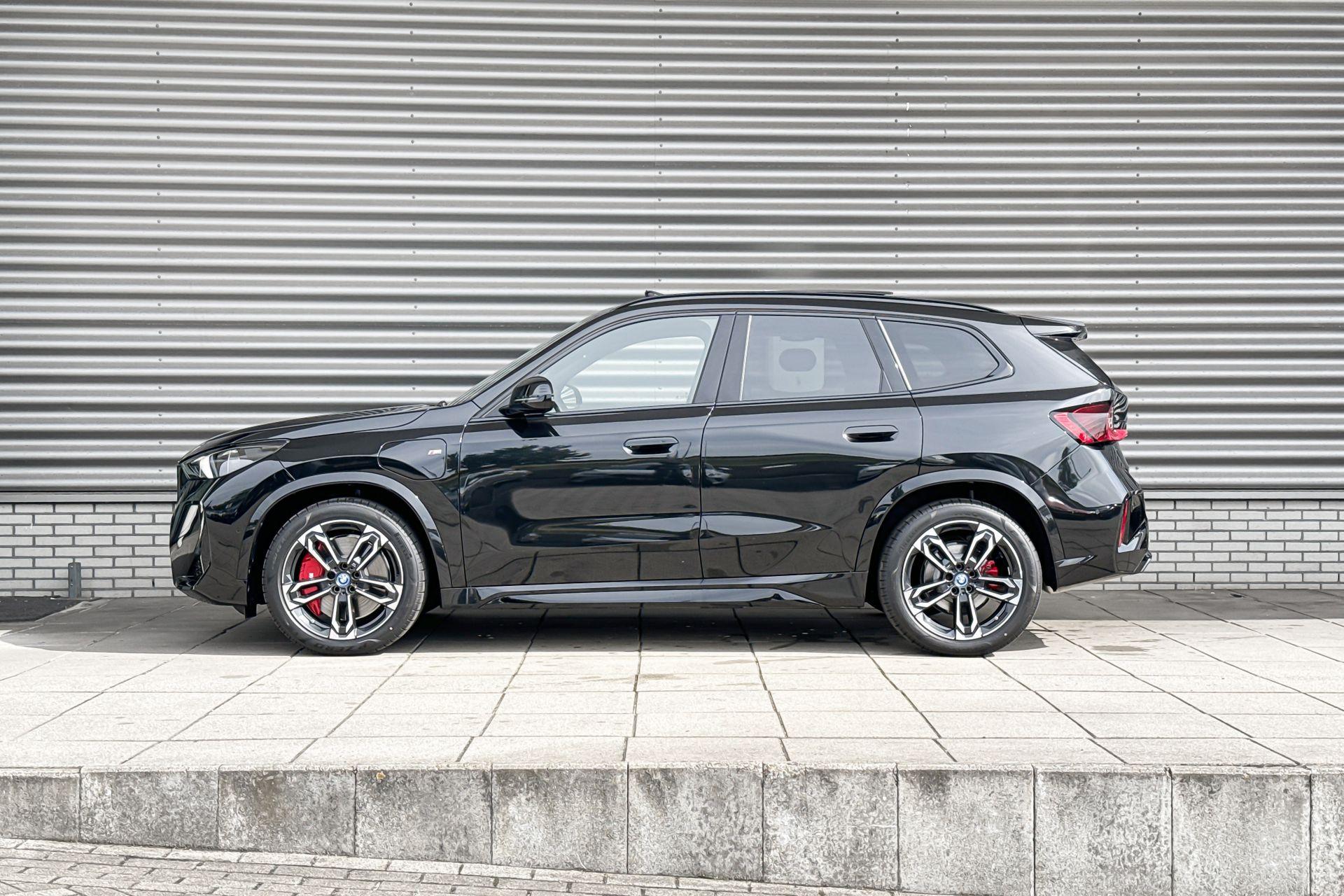 Foto van BMW X1 Xdrive25e