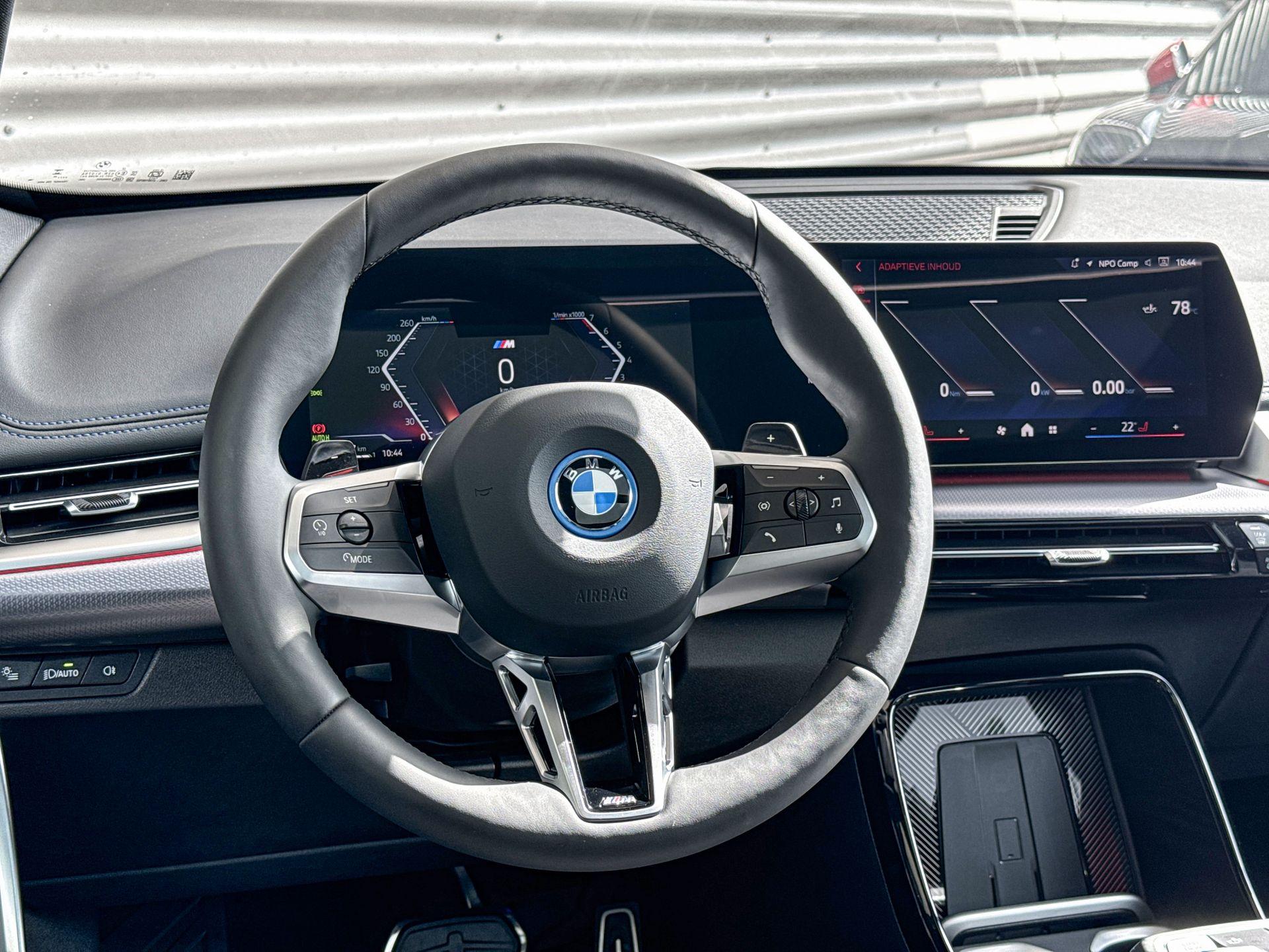Foto van BMW X1 Xdrive25e