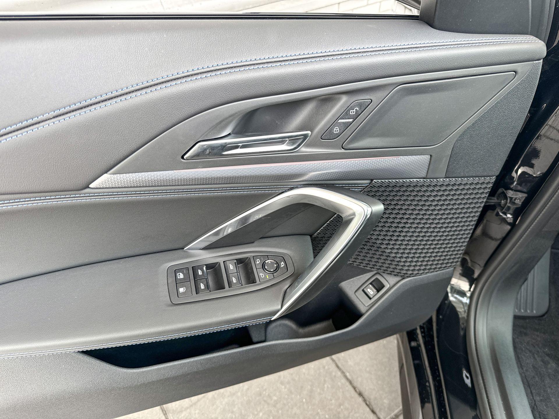 Foto van BMW X1 Xdrive25e