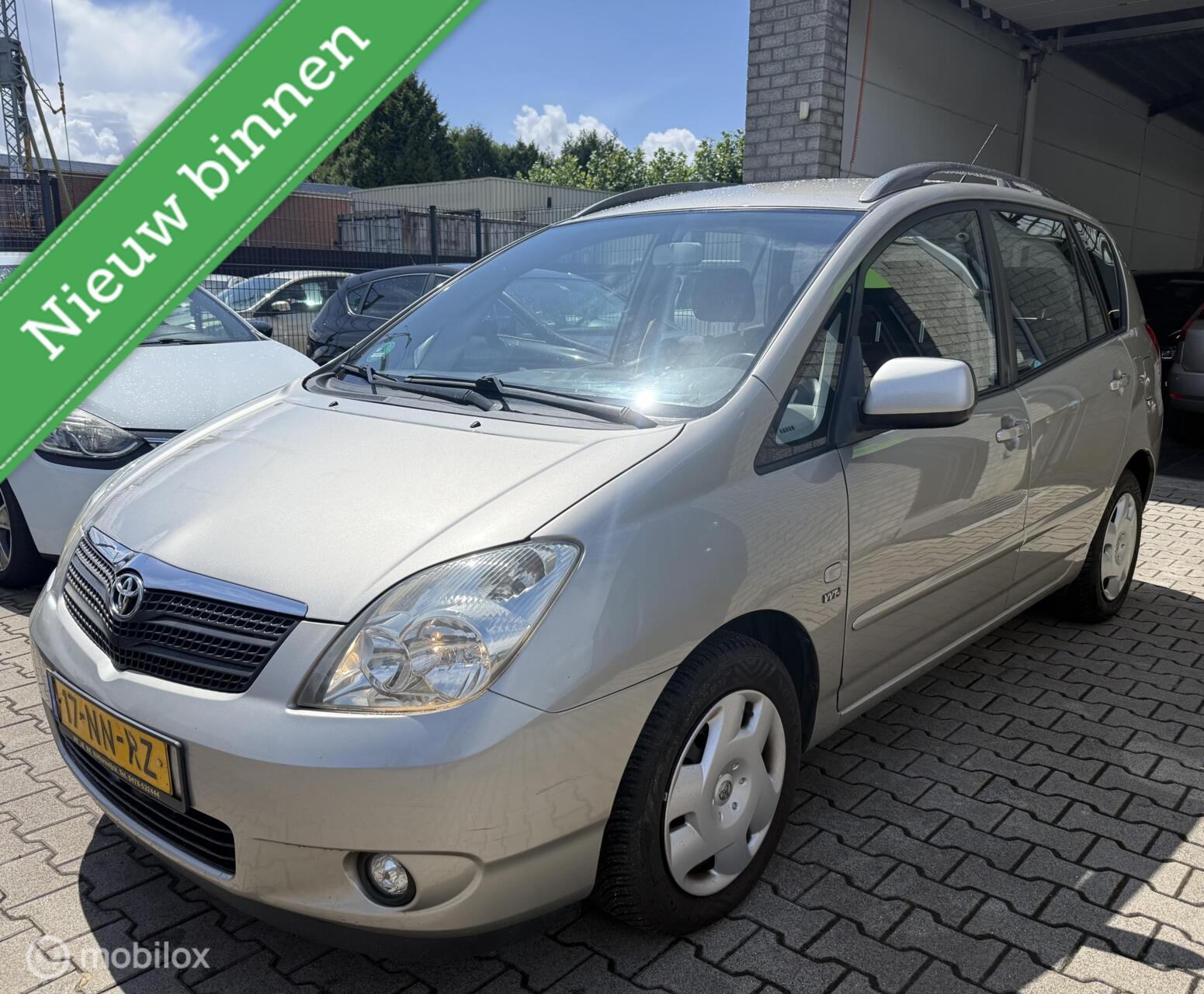 Foto van TOYOTA TOYOTA COROLLA VERSO
