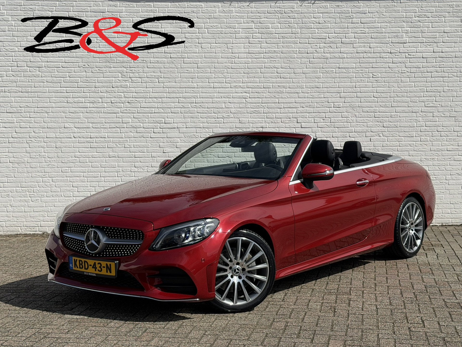 Mercedes-Benz C-klasse 300 Premium AMG Facelift Cabrio Camera Stoelverwarming/ventilatie Clima Carplay Full Led 2018 - voorkant