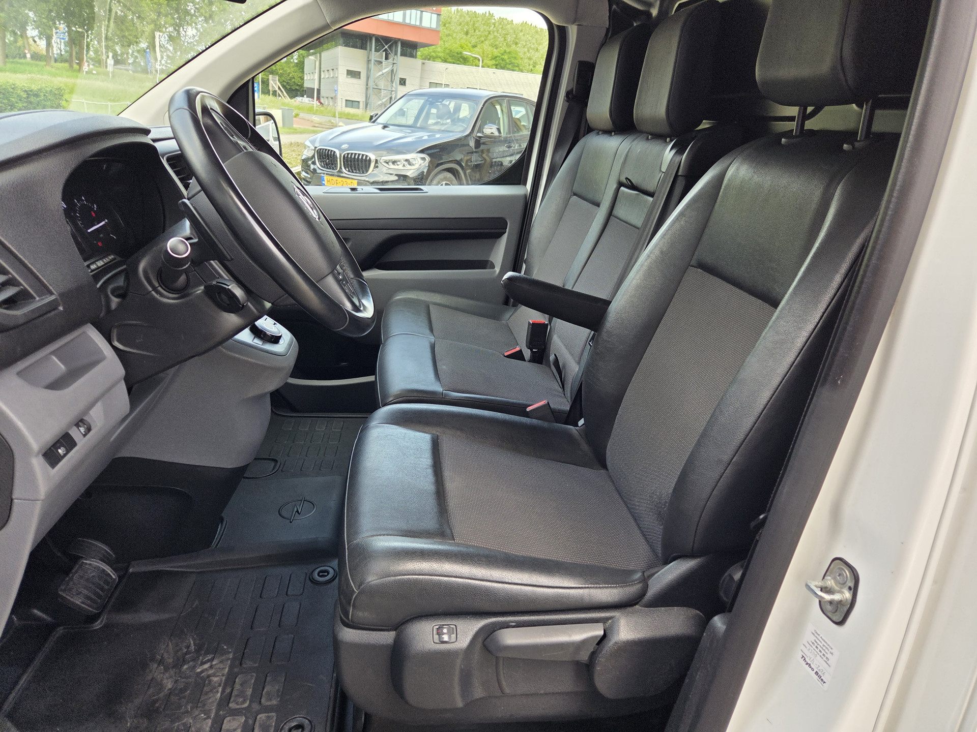Foto van Opel Vivaro