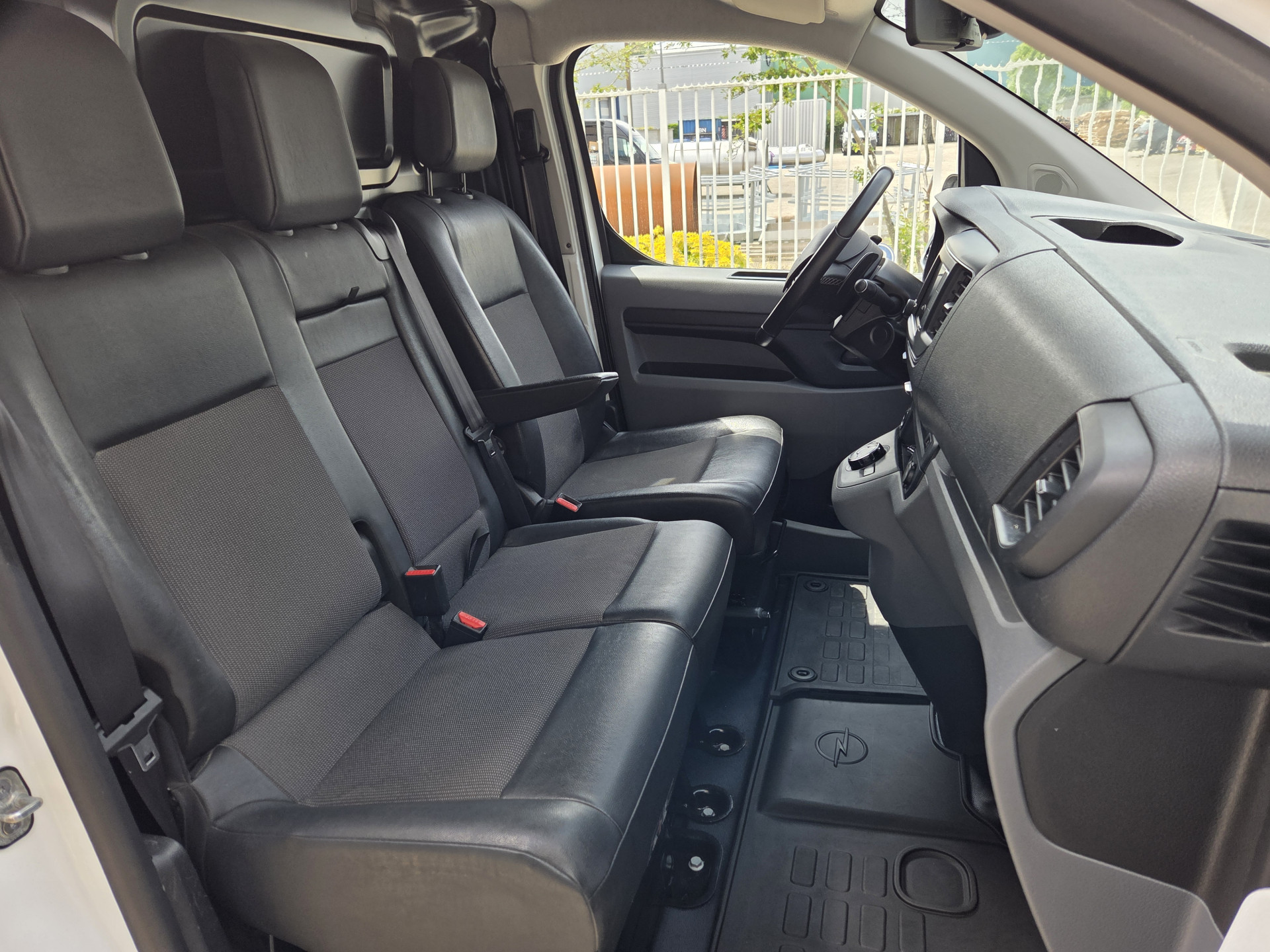 Foto van Opel Vivaro