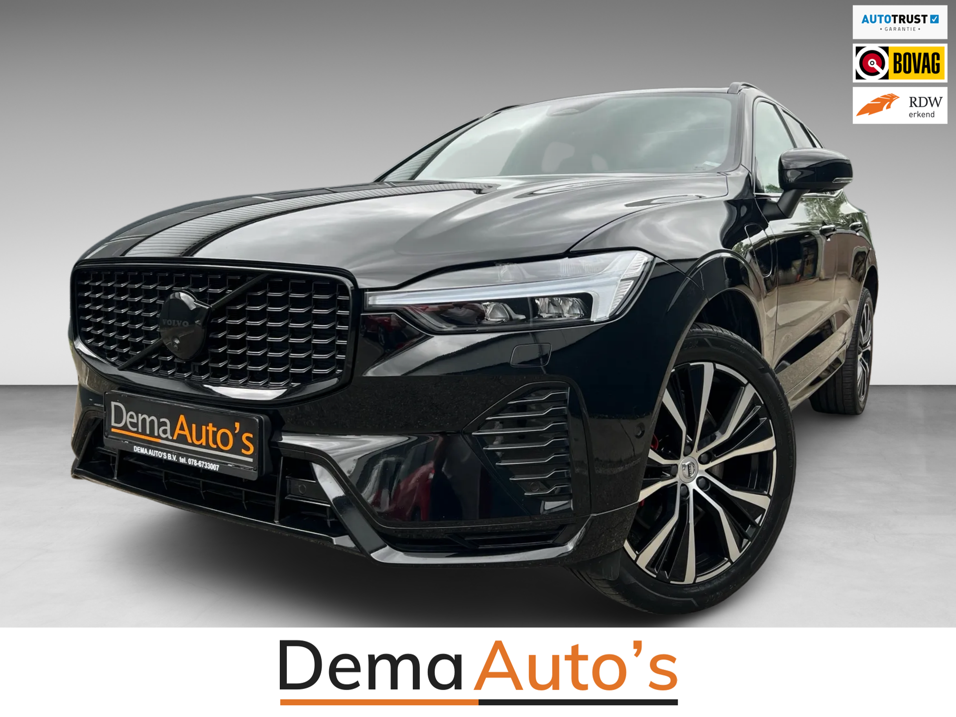 Volvo Xc60 2.0 T8 AWD R-DESIGN BLACK-LINE BJ2023 455PK SOH 98,54% LUCHTVERING/ PANO/LEDER/H&K/H-UP/360CAM 2023 - voorkant