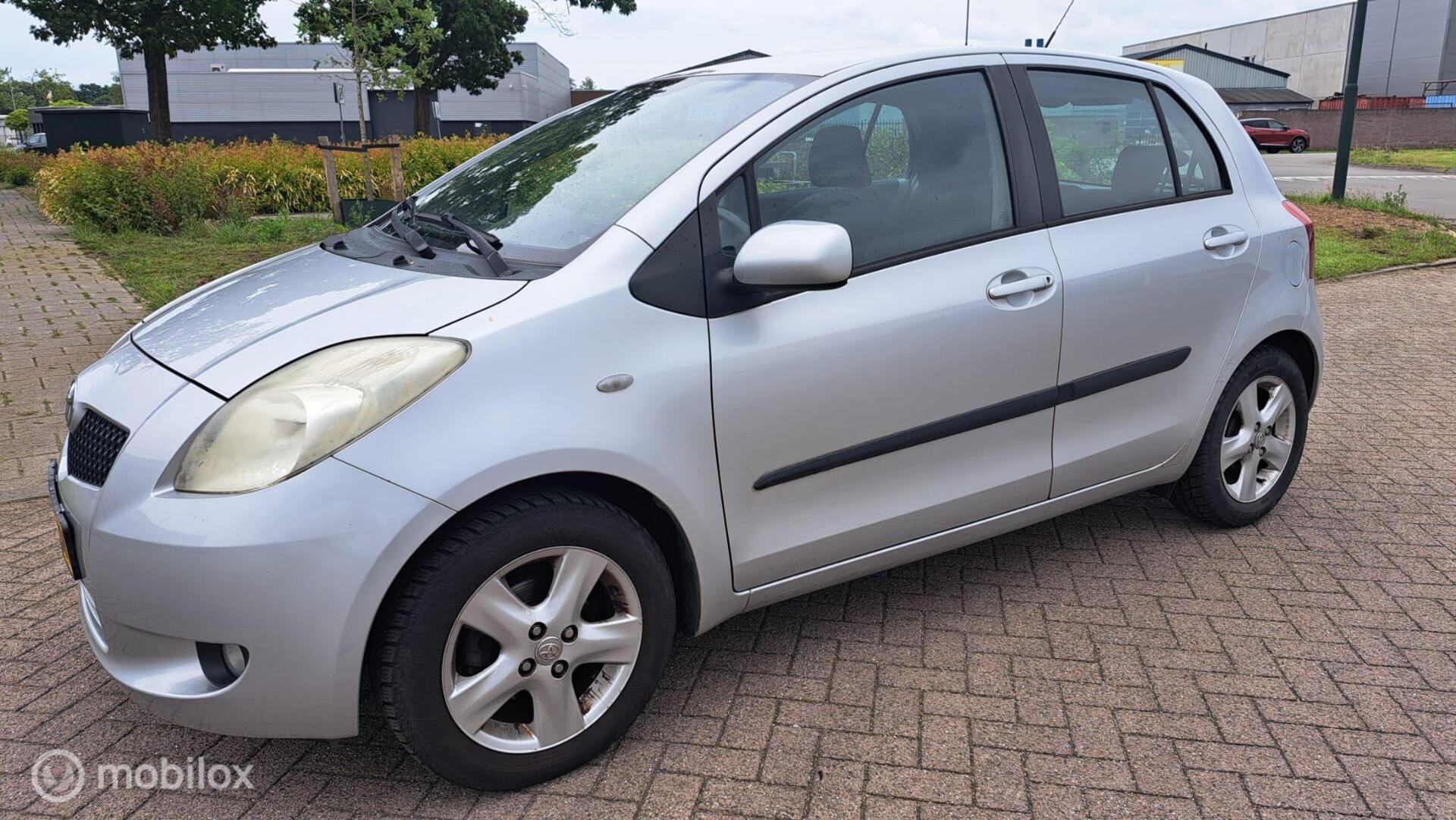 Foto van TOYOTA TOYOTA YARIS