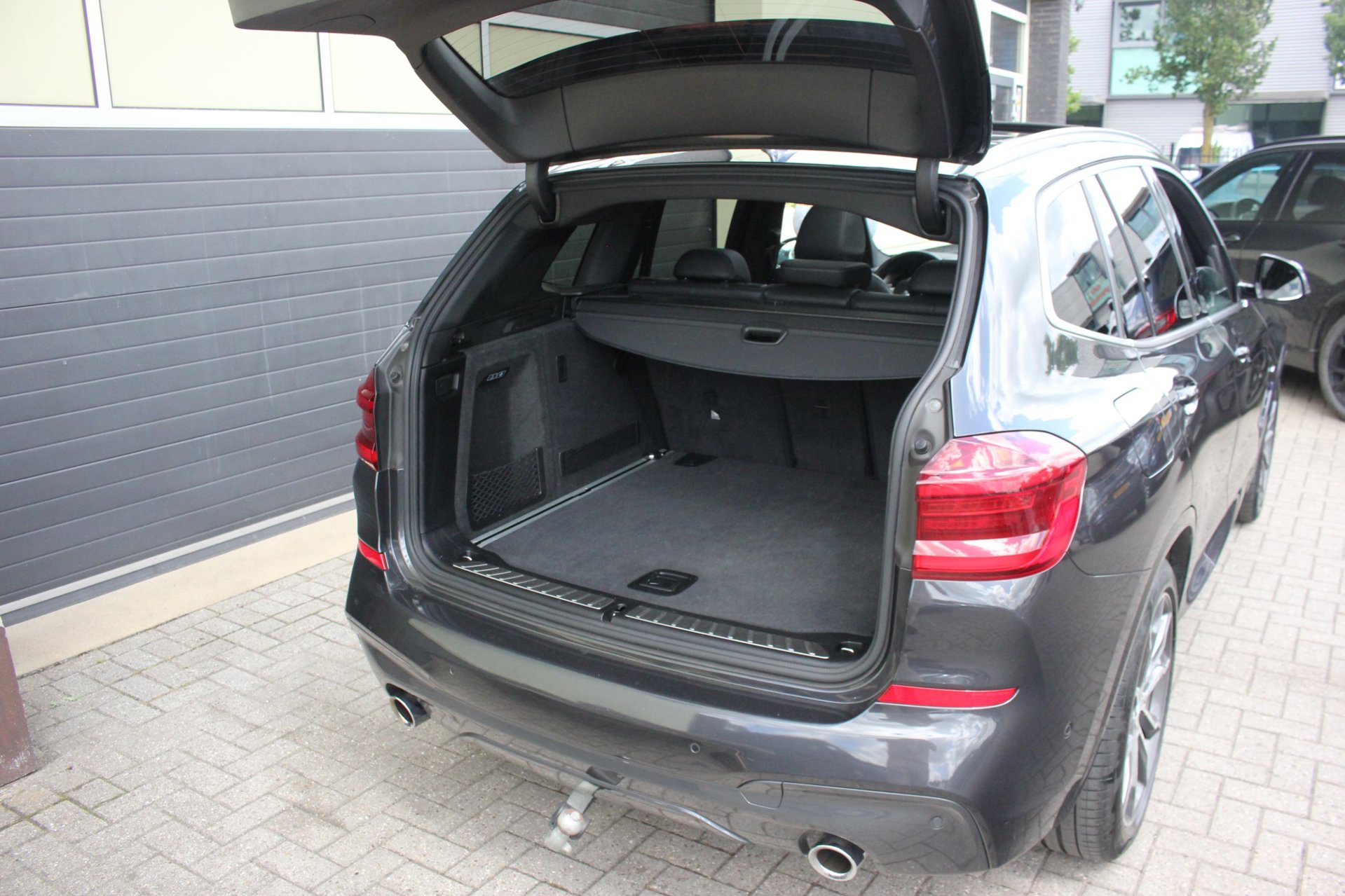 Foto van BMW X3 Xdrive20i