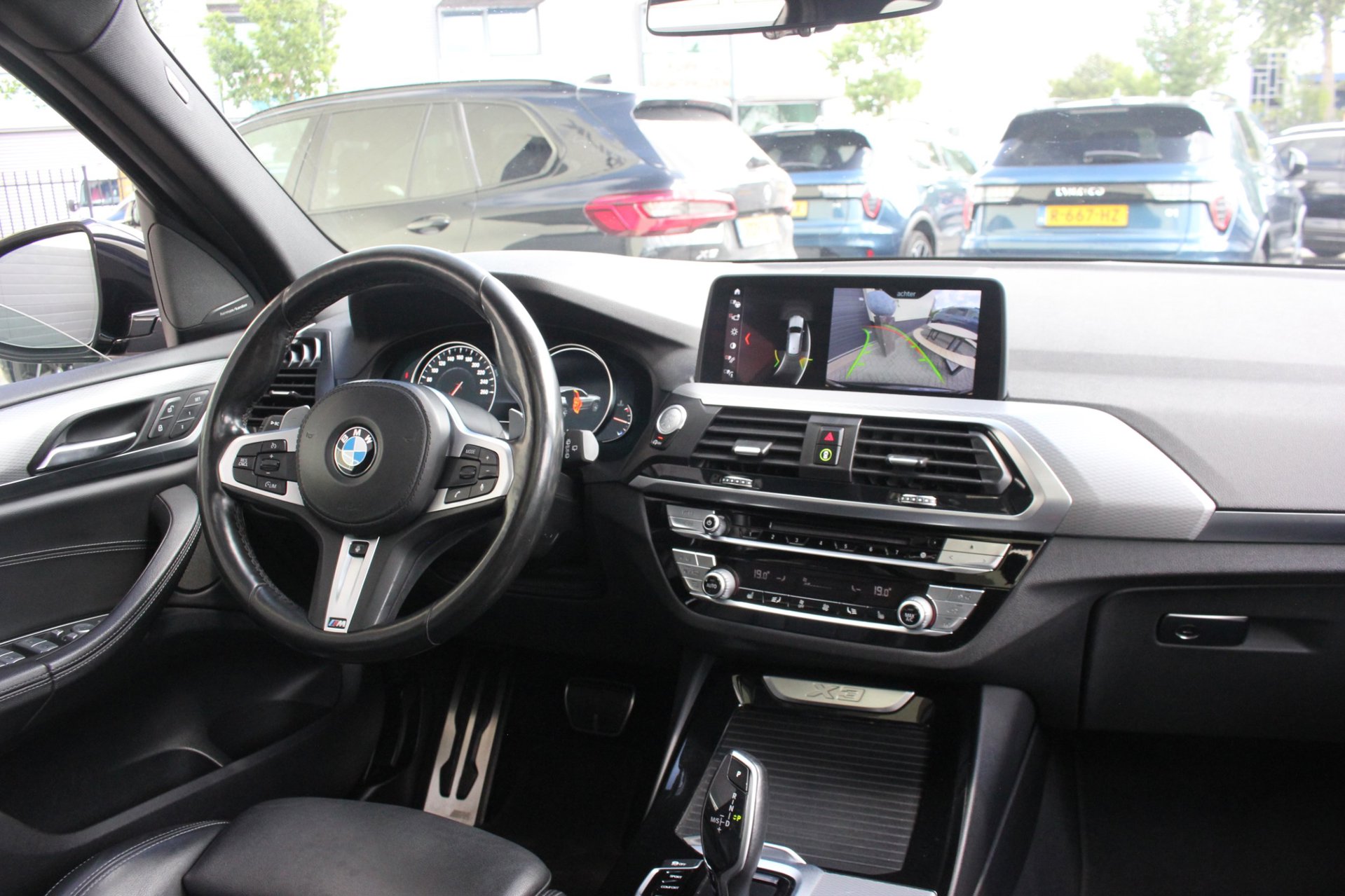 Foto van BMW X3 Xdrive20i