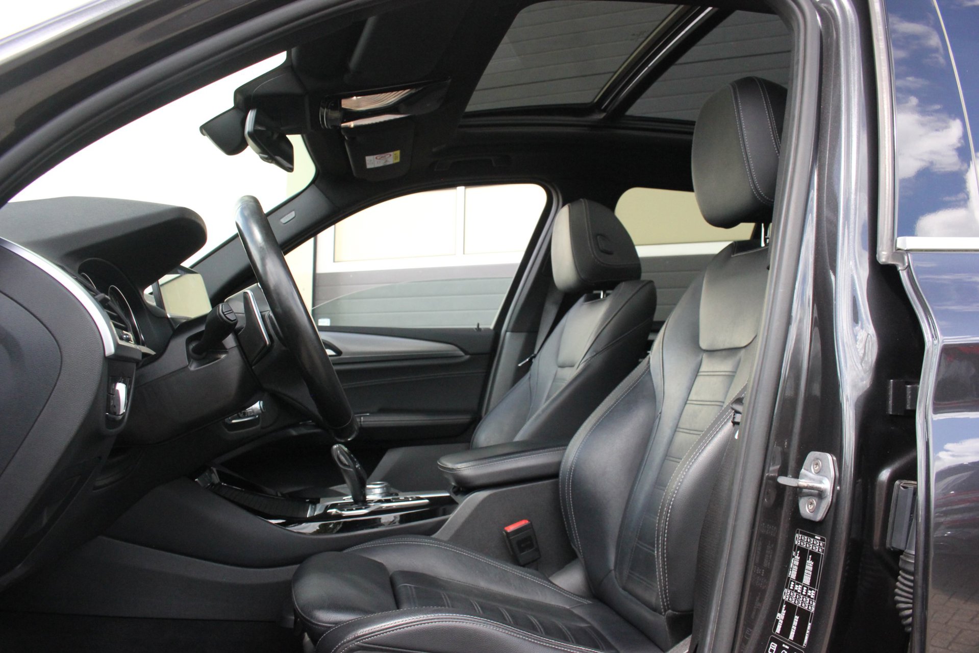Foto van BMW X3 Xdrive20i