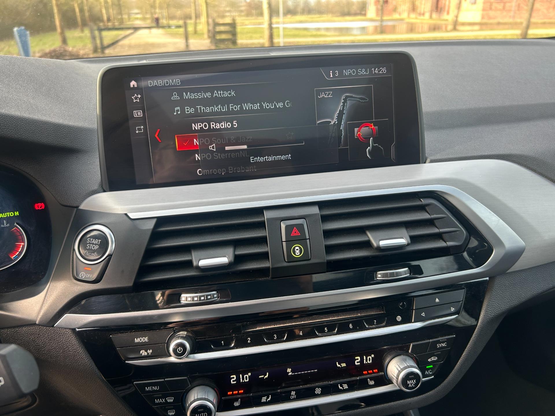 Foto van BMW X3 Xdrive20i
