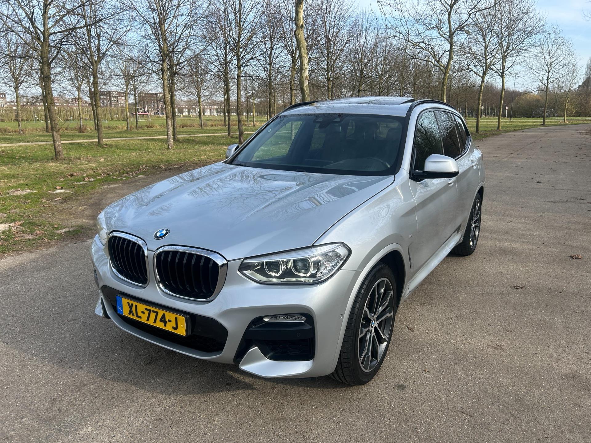 Foto van BMW X3 Xdrive20i