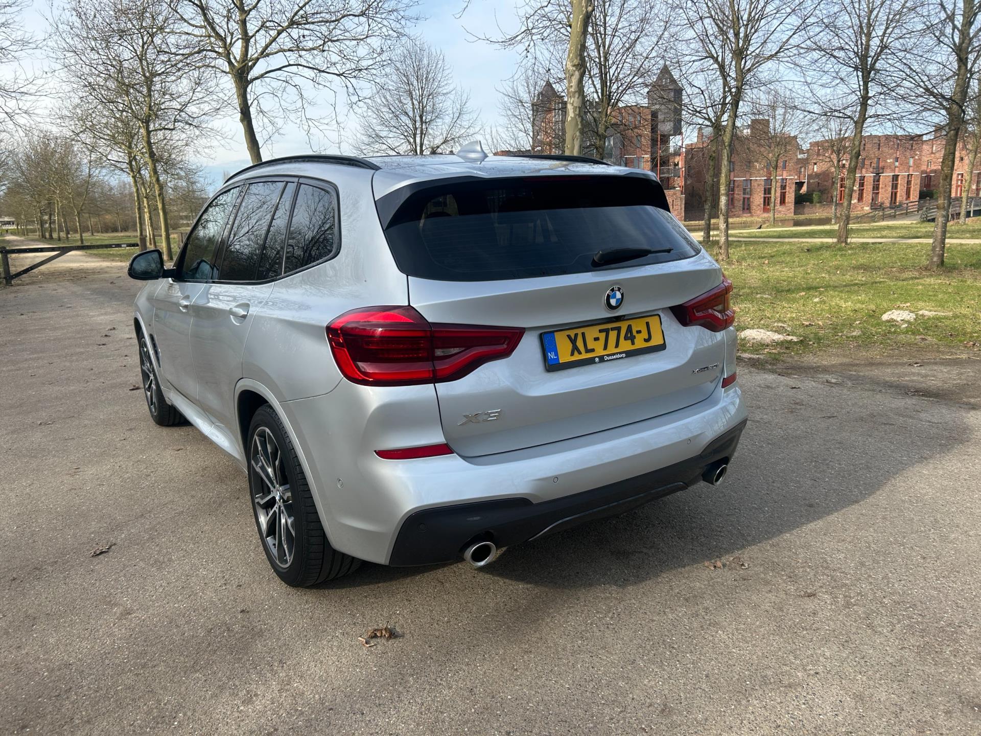 Foto van BMW X3 Xdrive20i