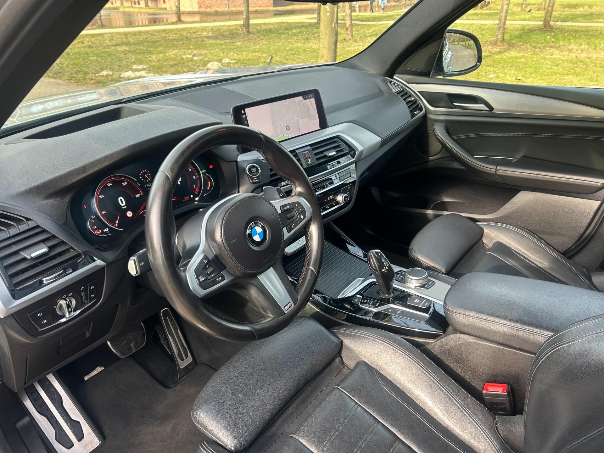 Foto van BMW X3 Xdrive20i