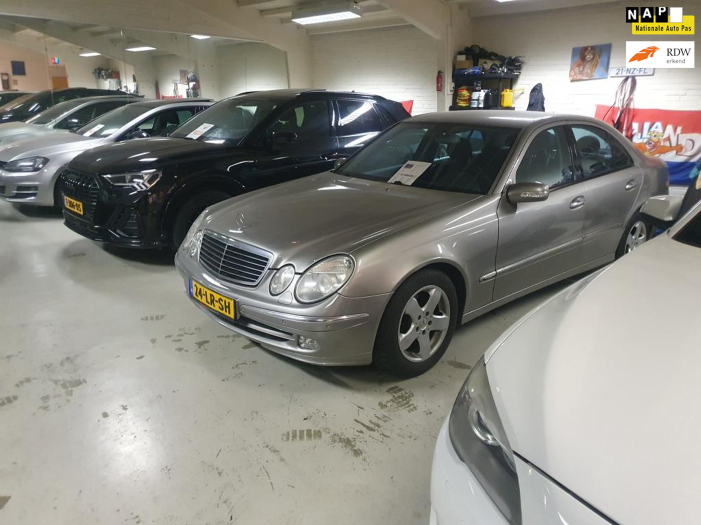 Foto van MERCEDES-BENZ E 200 KOMPRESSOR
