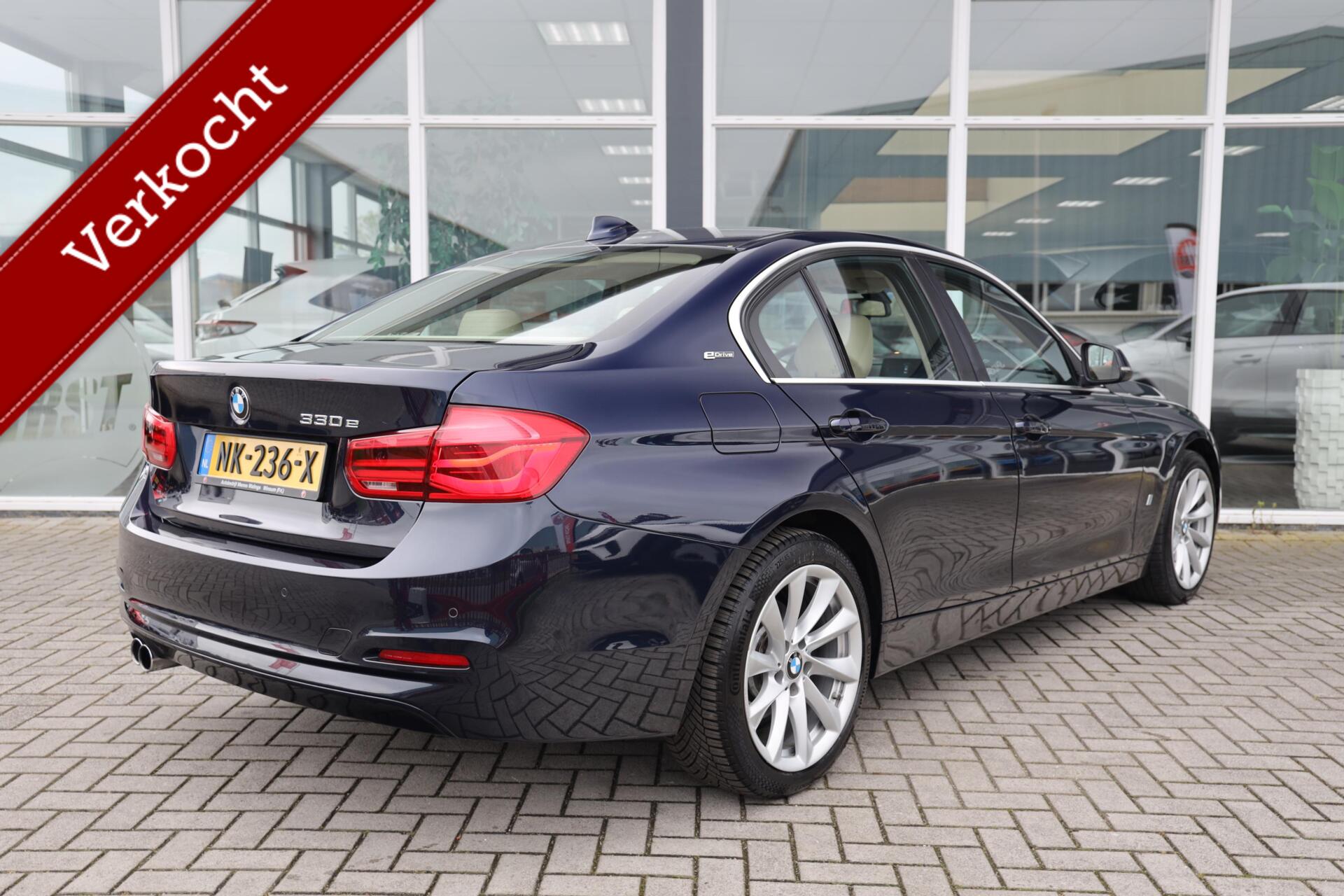 Foto van BMW 330e Iperformance