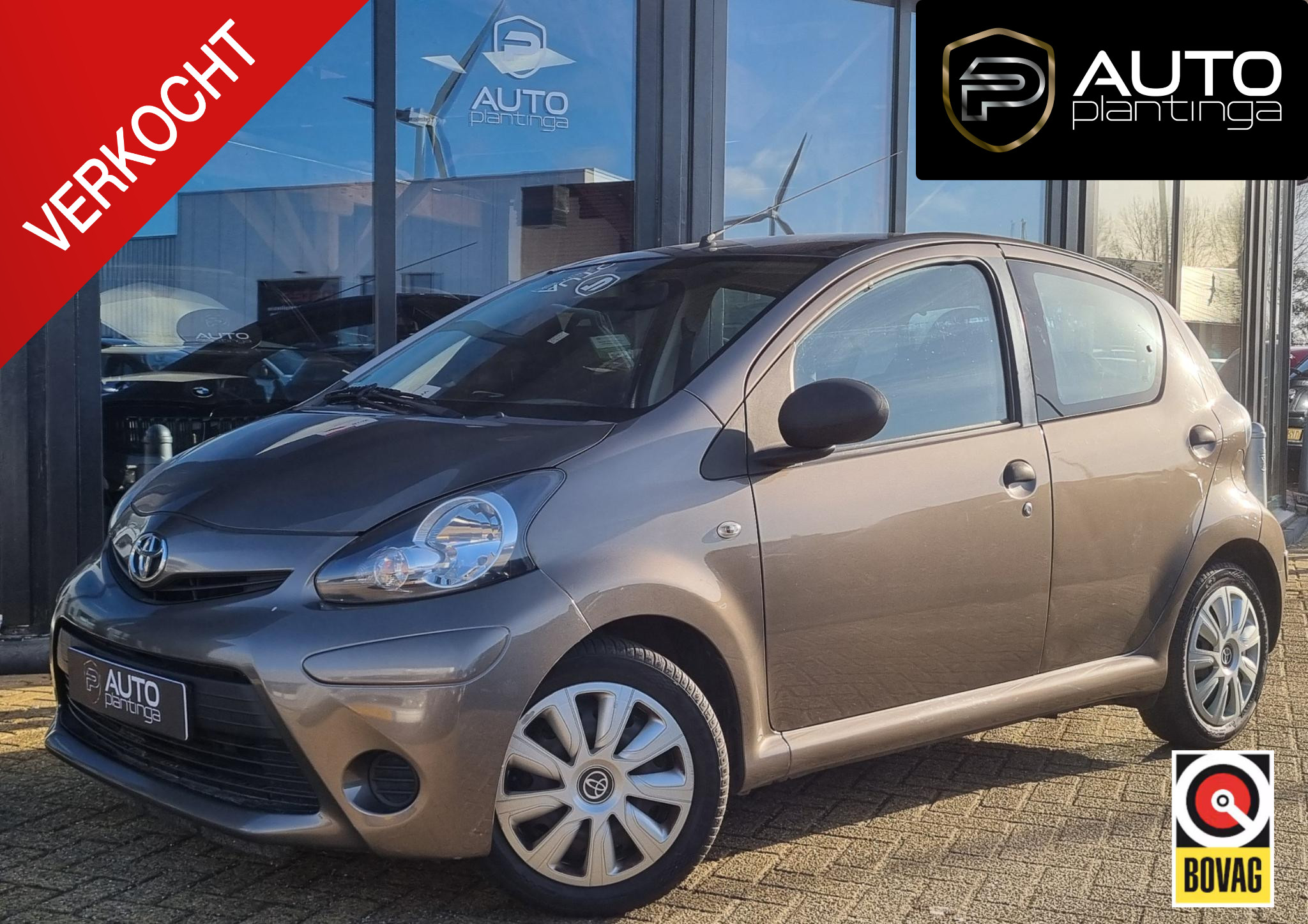 Toyota Aygo 1.0 VVT-i Now 2013 - voorkant