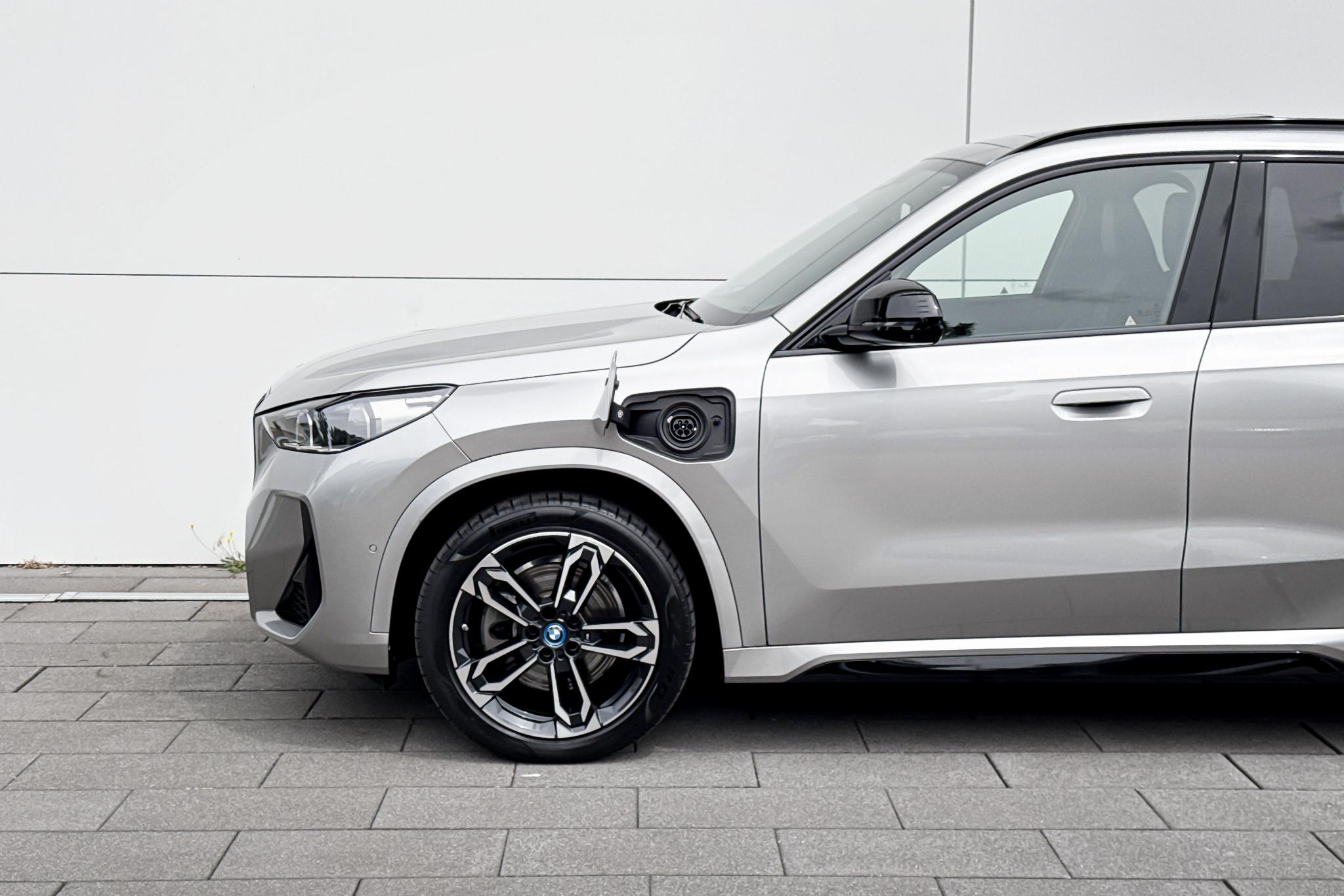 Foto van BMW X1 Xdrive25e